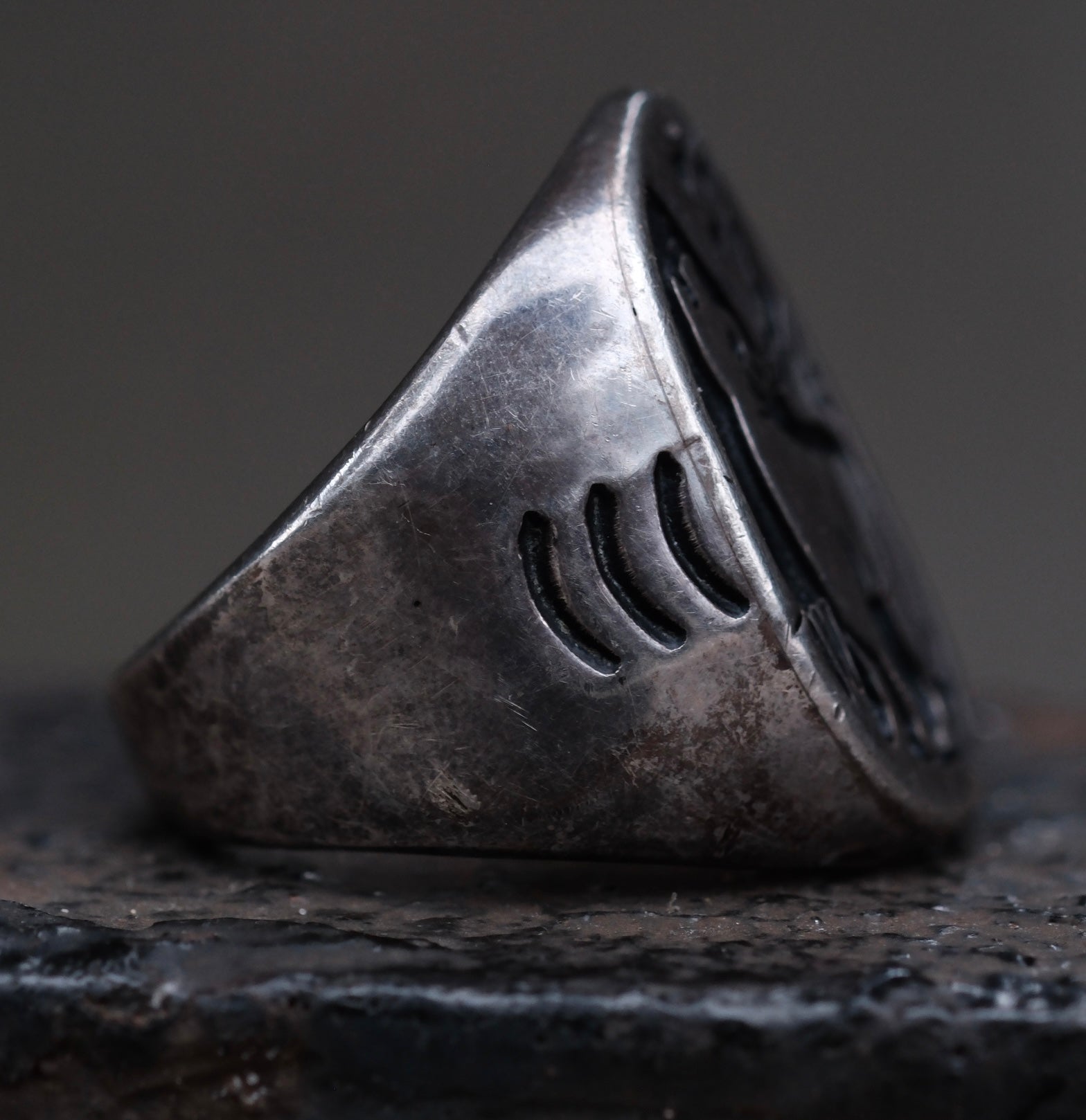 Vintage Sterling Howling Wolf Ring 7