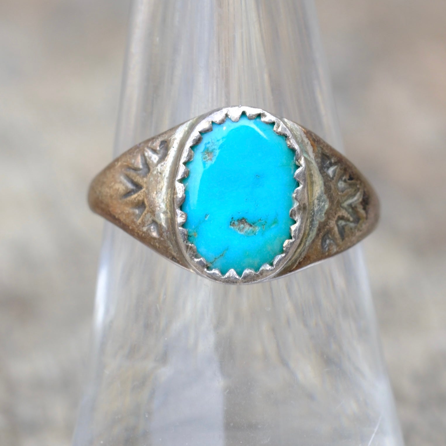 Vintage Sterling Turquoise Stamped Band Ring 7.5