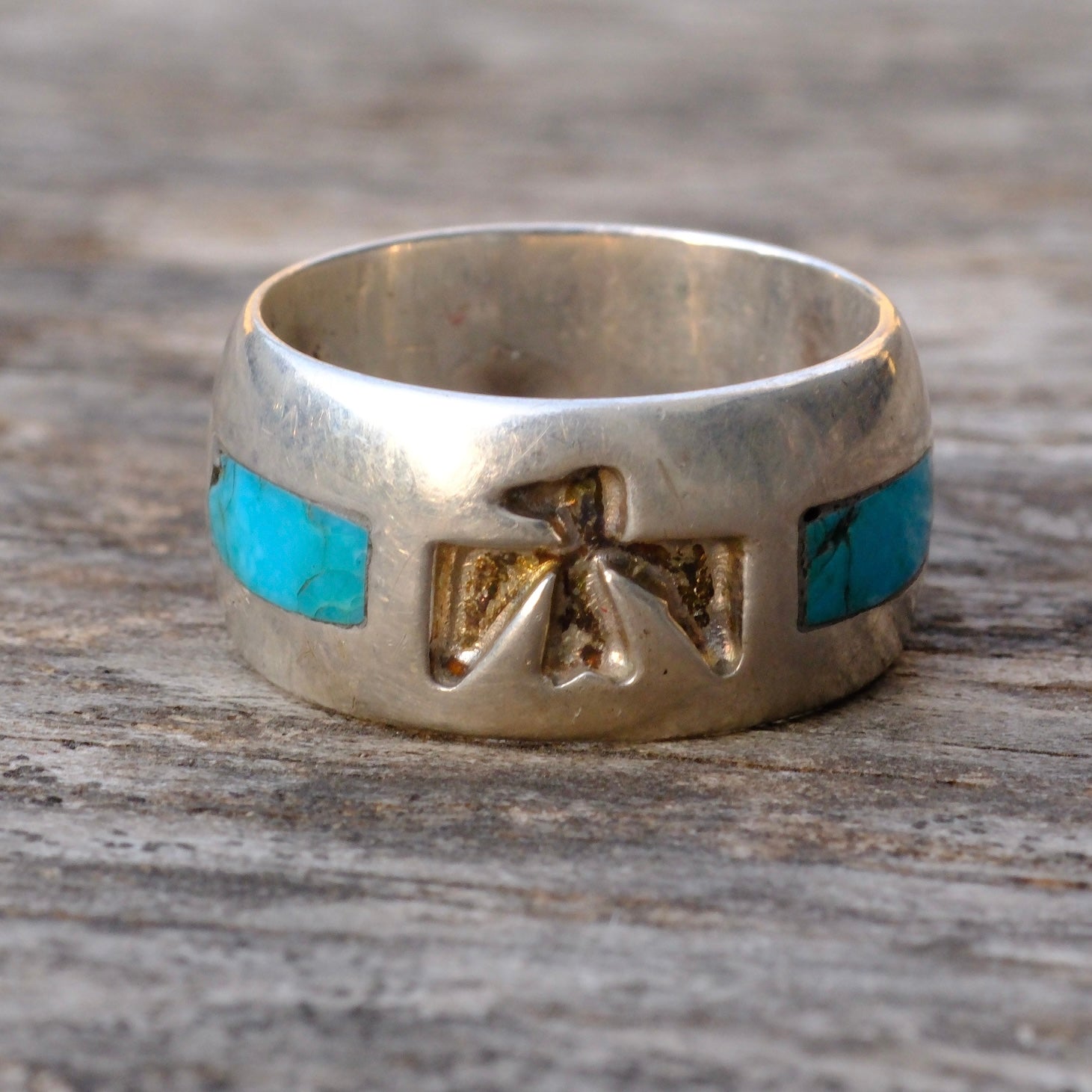 Vintage Sterling Turquoise Thunderbird Band Ring 7
