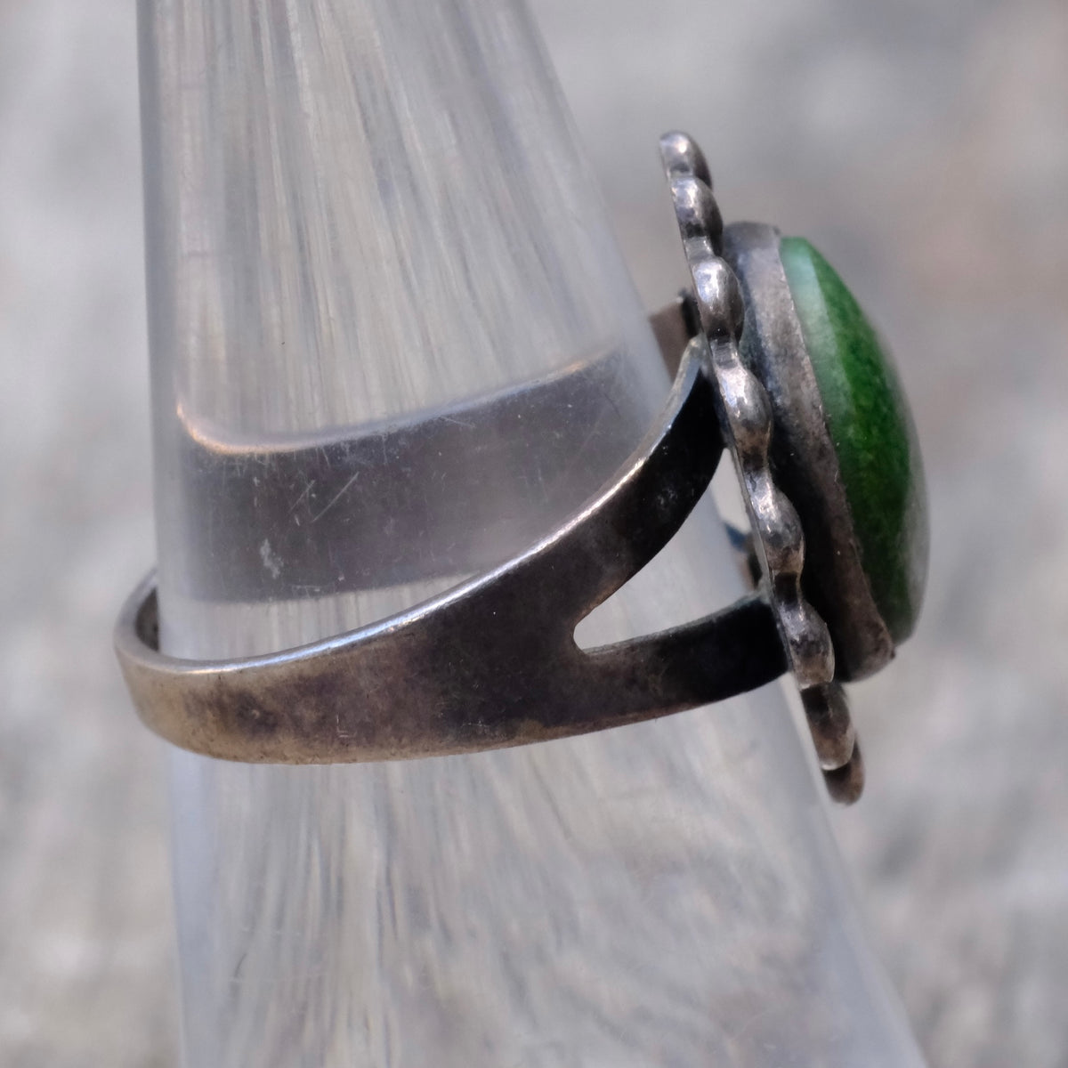 Vintage Sterling Turquoise Dot Ring 6.25