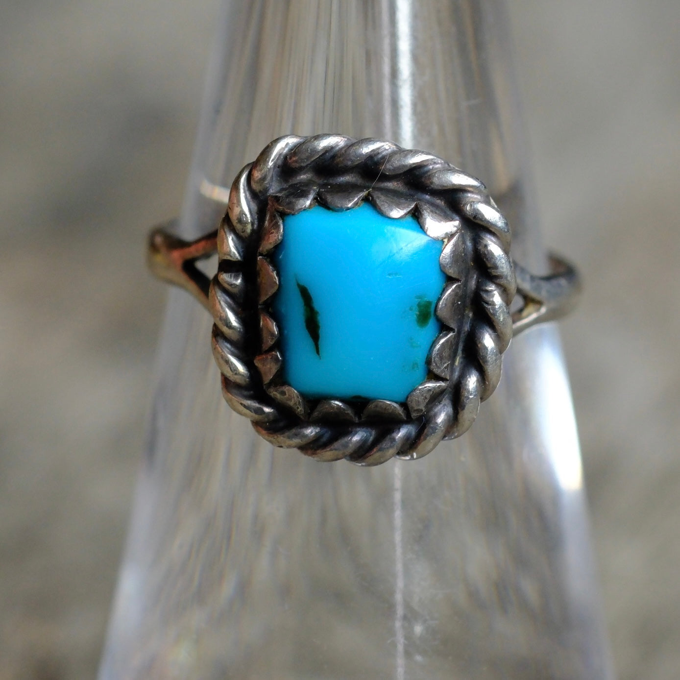 Vintage Sterling Turquoise Roper Ring 5.75