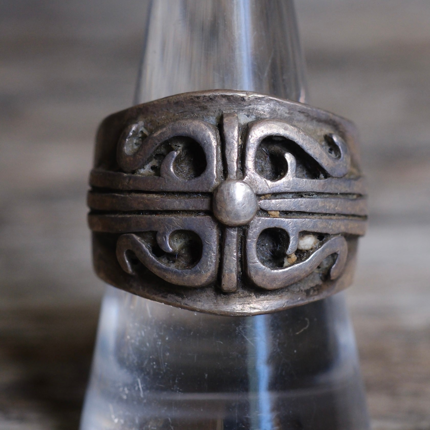 Vintage Sterling Silver Heavy Celtic Design Ring 9.25