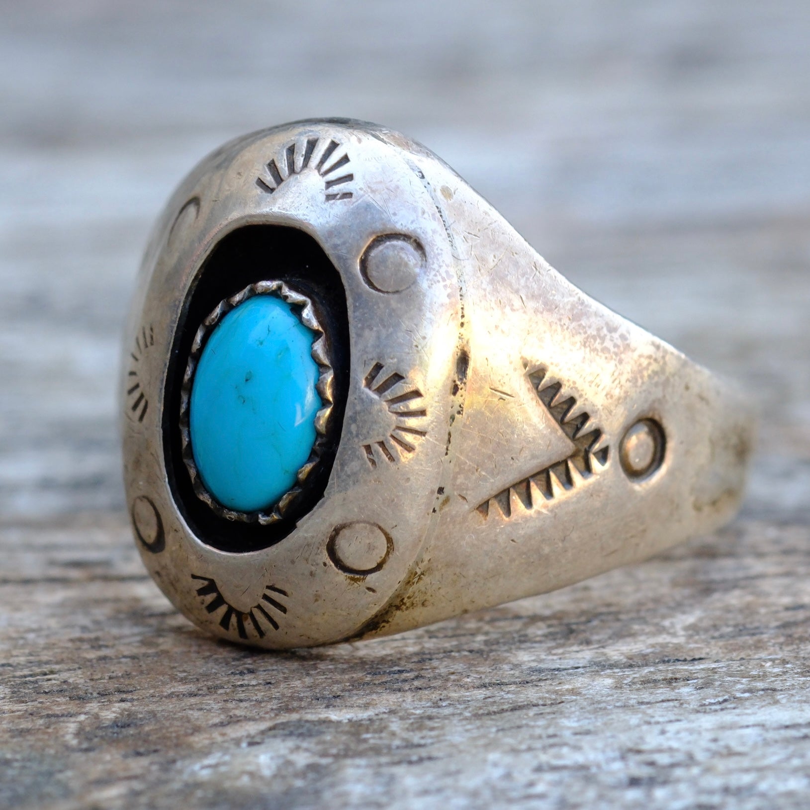 Vintage Sterling Stamped Shadowbox Ring 11