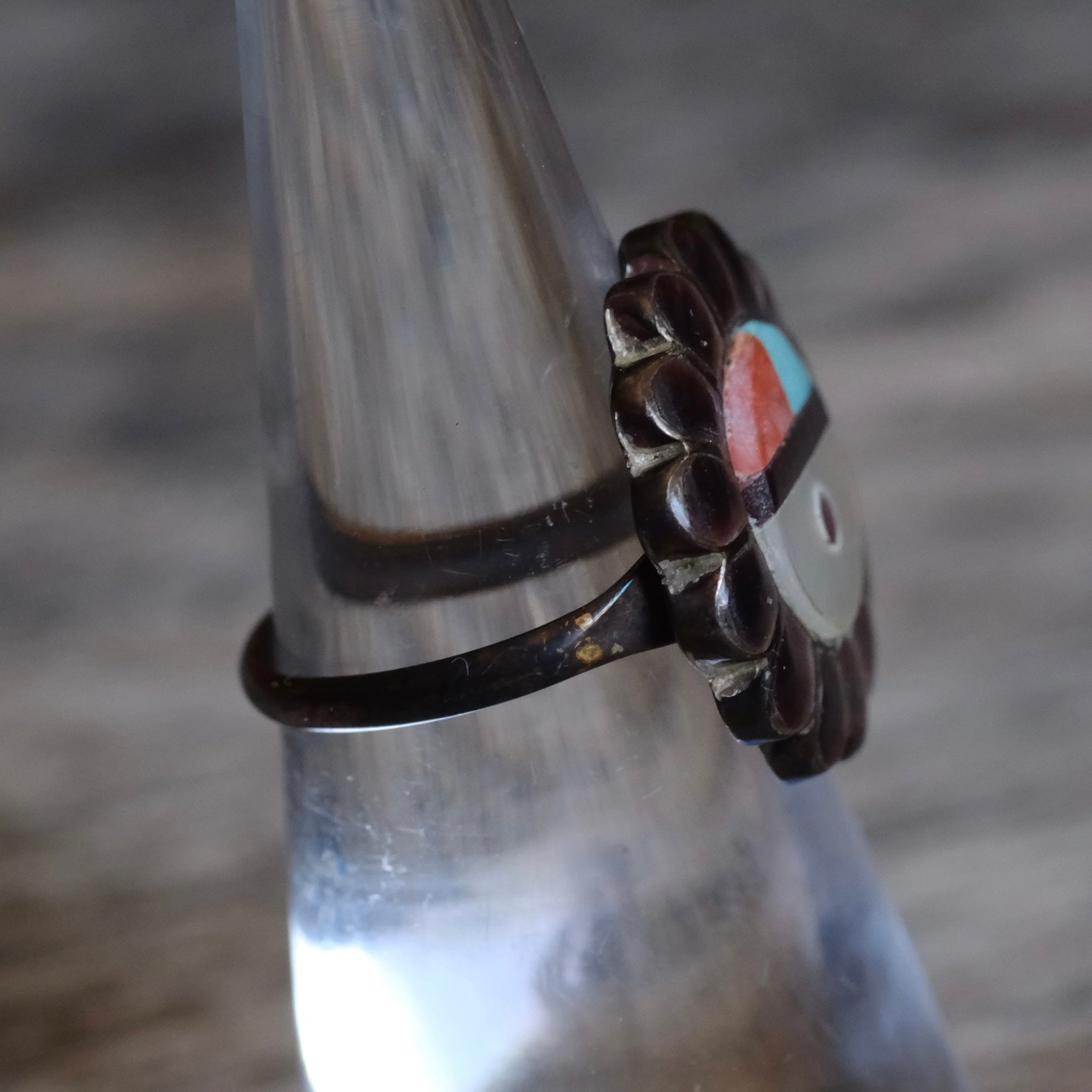 Vintage Sterling Zuni Surface Inlay Ring 5.25