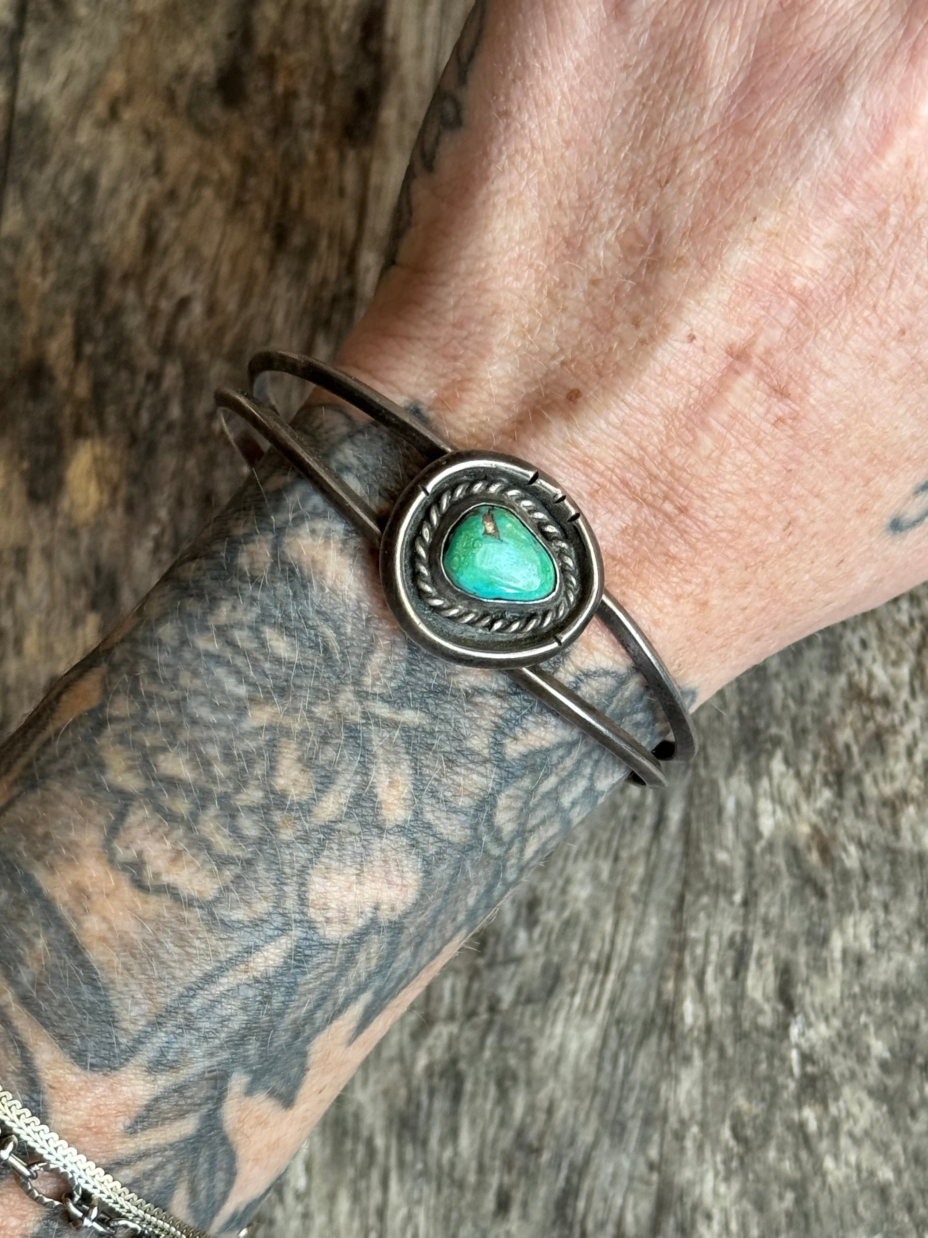 Vintage Sterling Silver Turquoise Triangle Wire Cuff