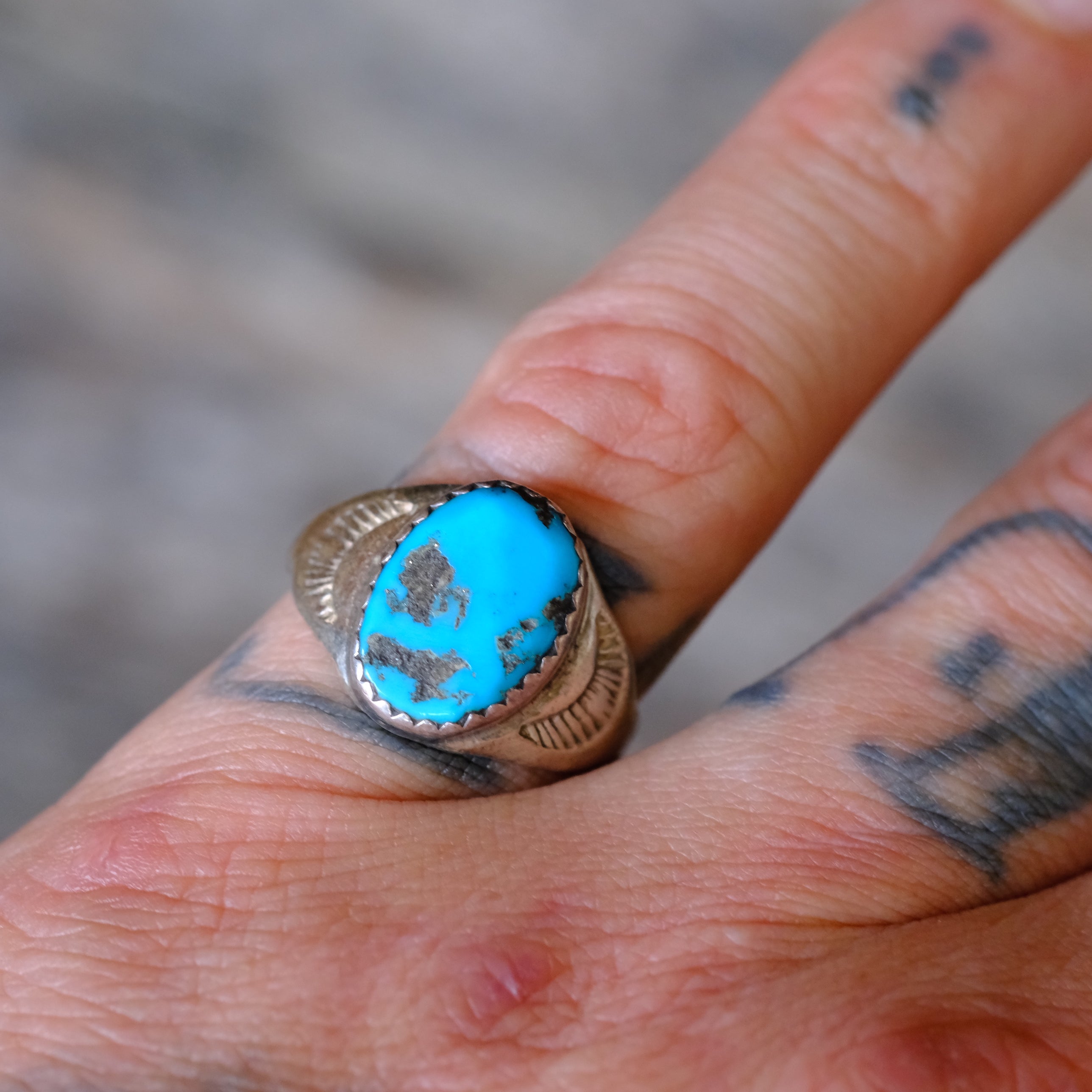 Vintage Sterling Turquoise Stamped Band Ring 7.5