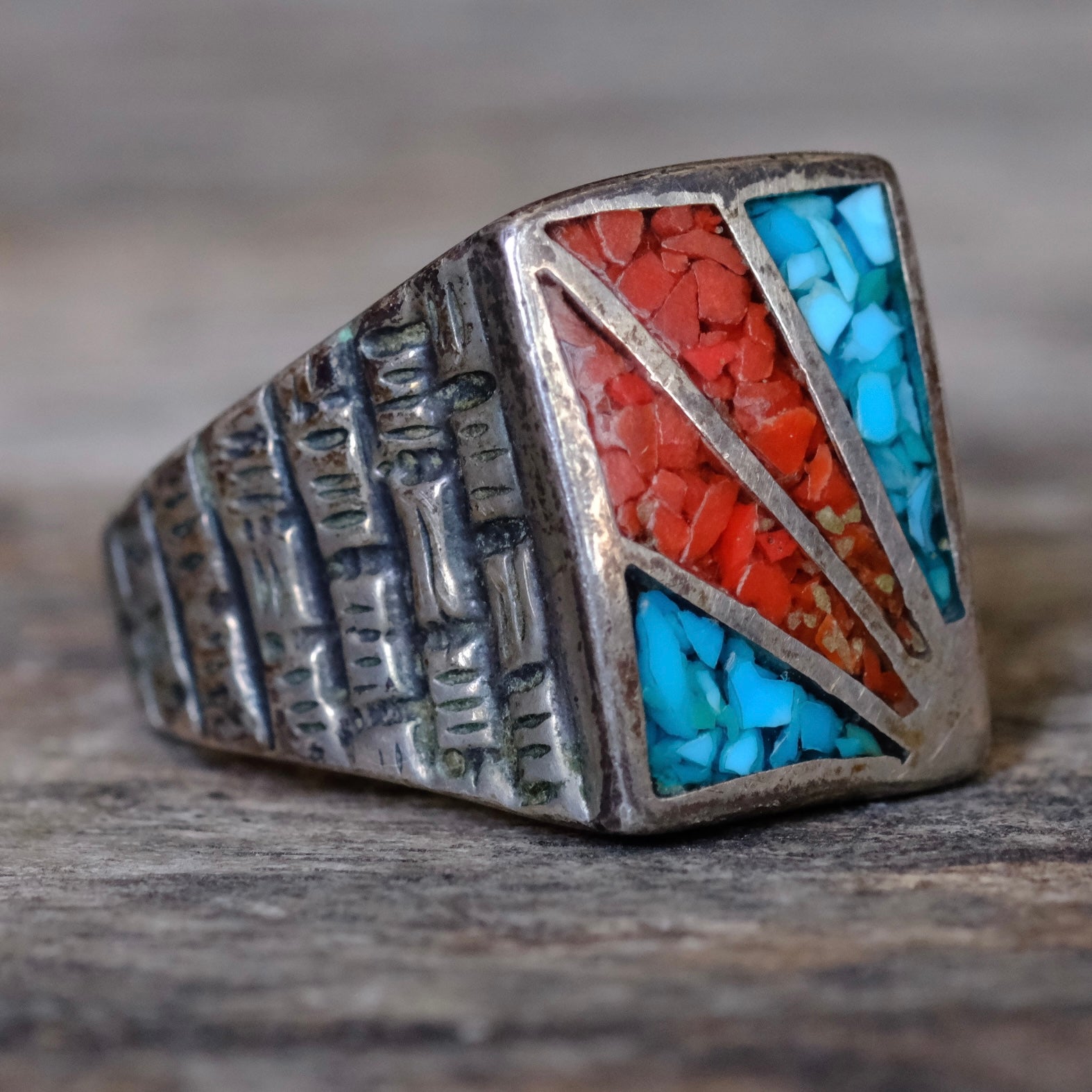 Vintage Sterling Turquoise and Coral Inlay Sunrise Ring 10