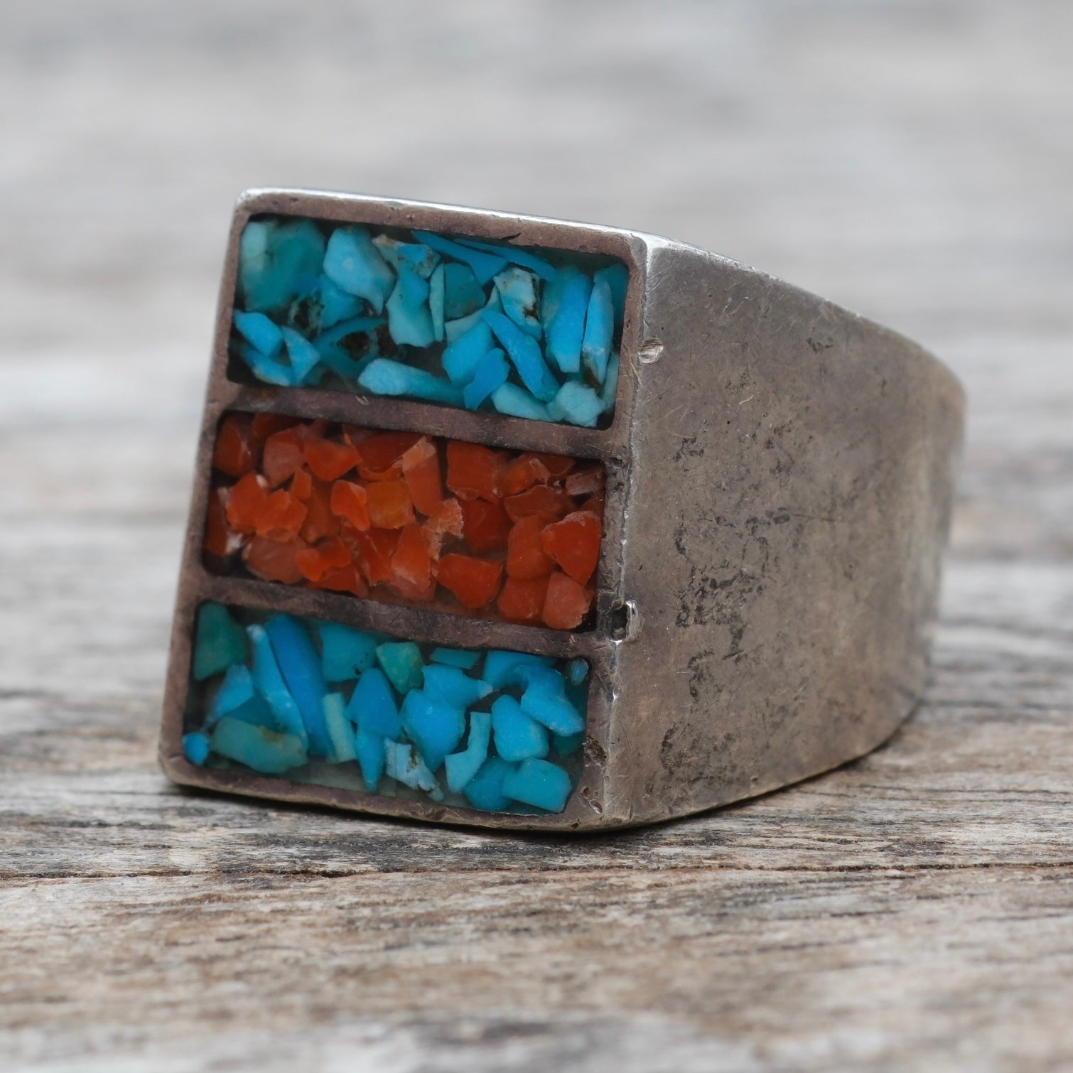 Vintage Sterling Crushed Turquoise and Coral Inlay Ring 7.75