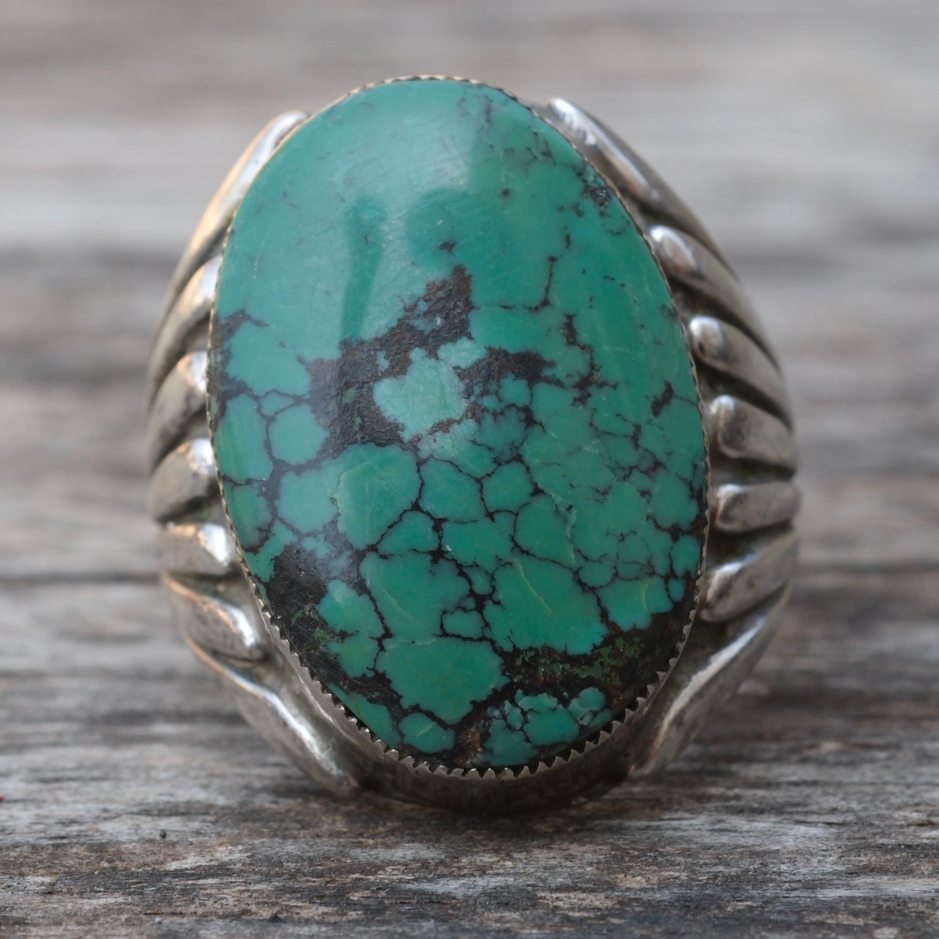 Vintage Sterling Turquoise Ribbed Band Ring 10