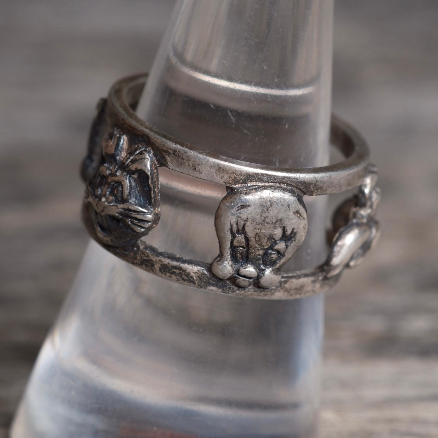Vintage Sterling Silver Looney Tunes Ring 9
