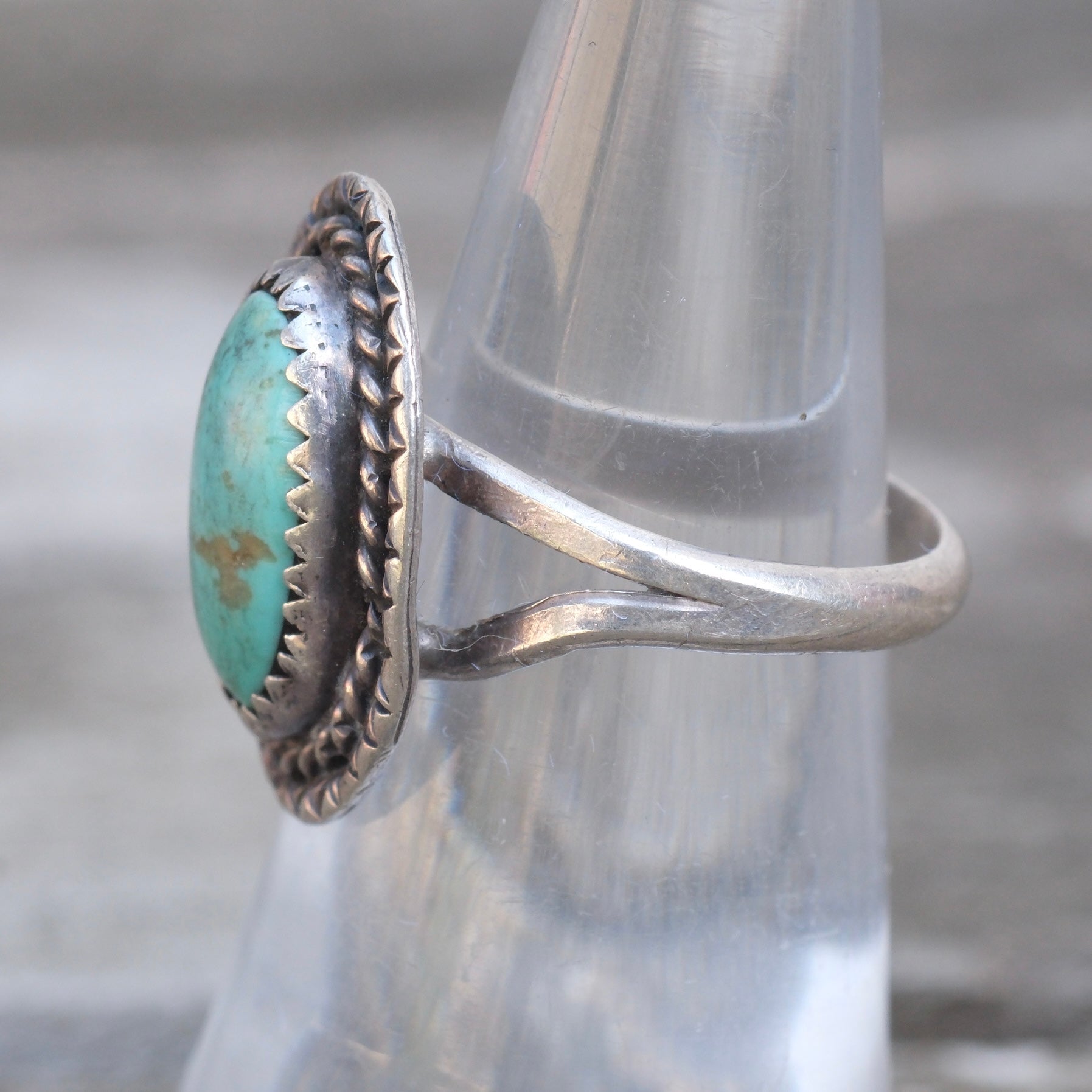 Vintage Sterling Turquoise Ring 5.25
