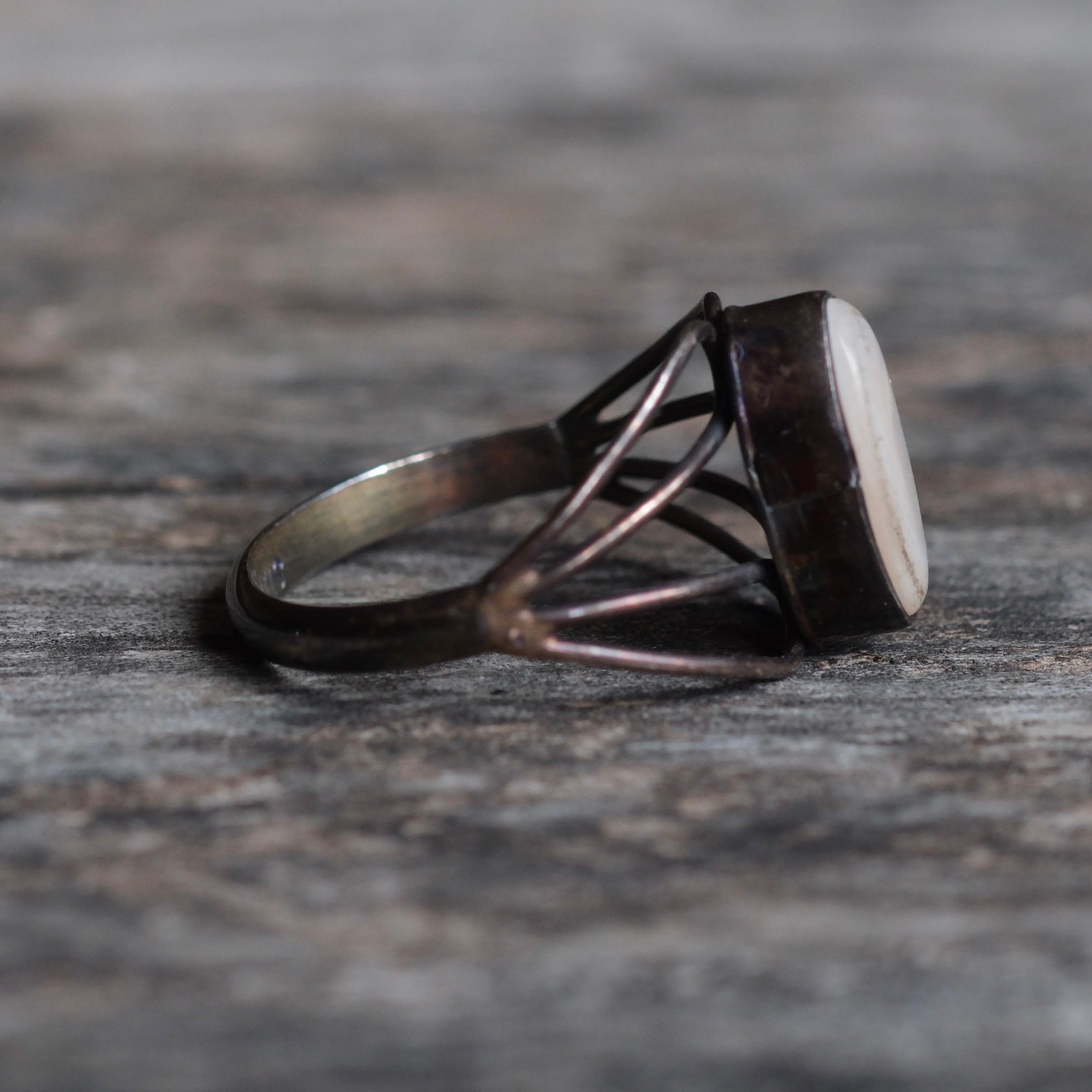Vintage Sterling Mother Of Pearl Ring 7.75