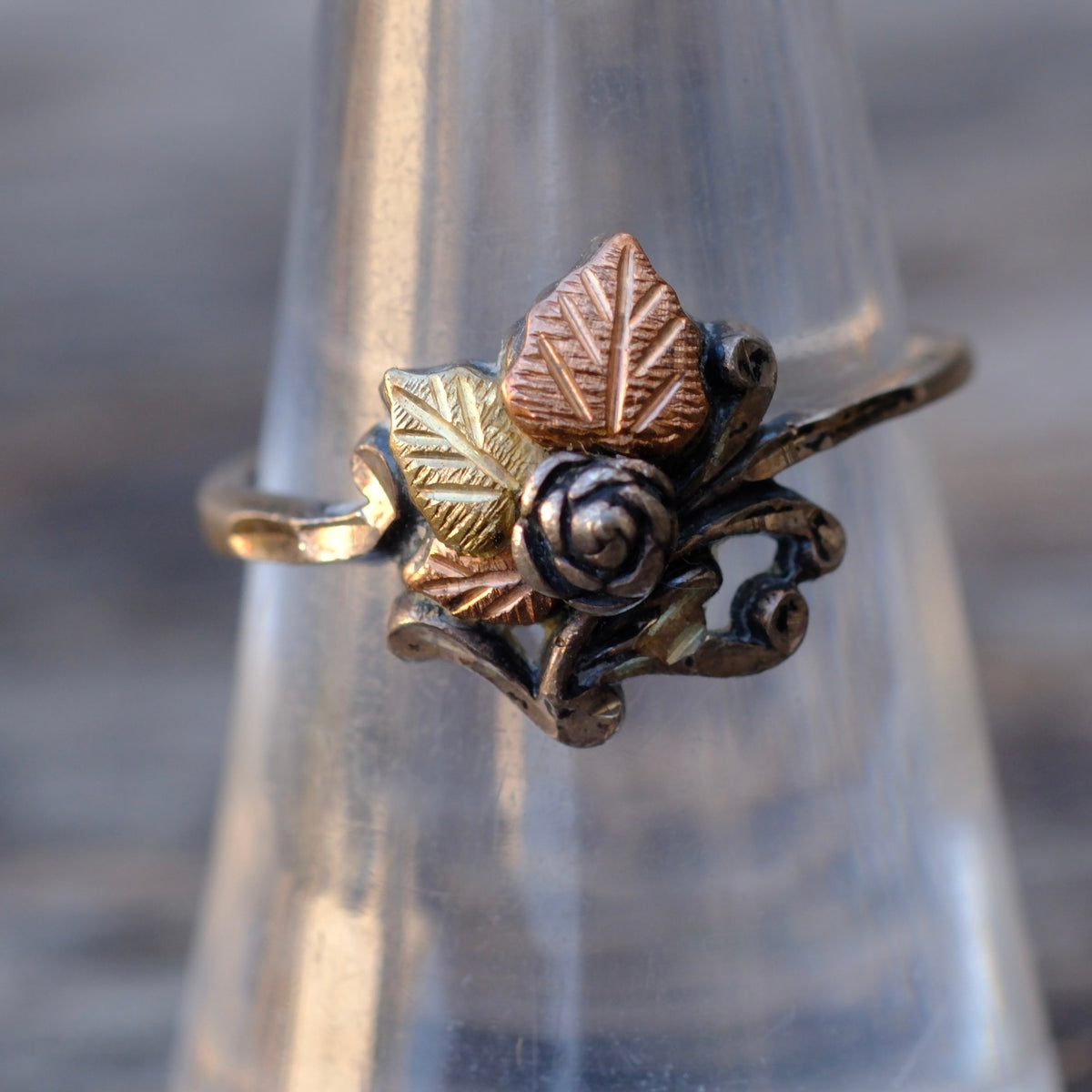 Vintage Sterling and Gold Leaf Ring 7.25