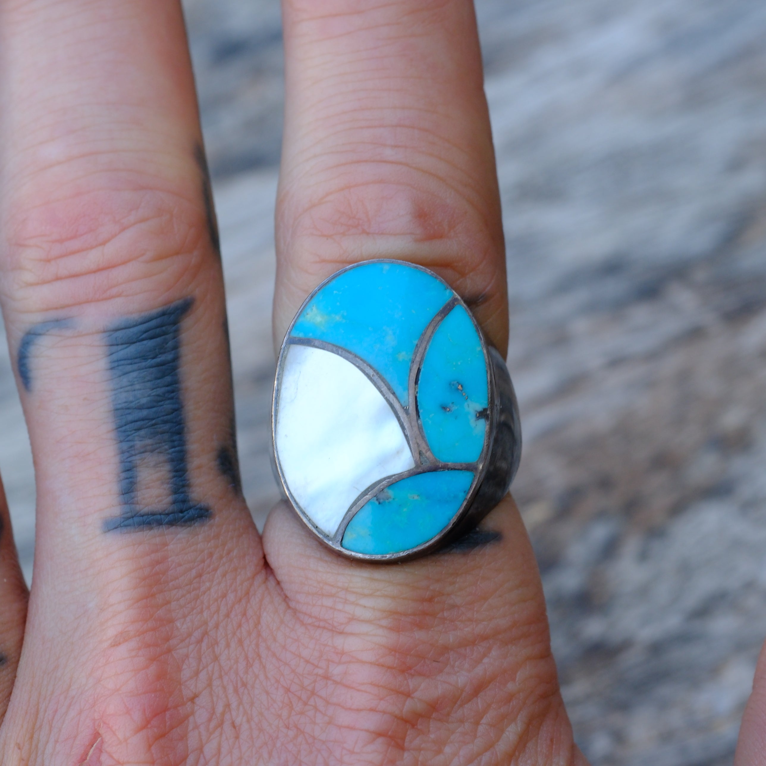 Vintage Sterling Turquoise and Mother Of Pearl Inlay Ring 9.75