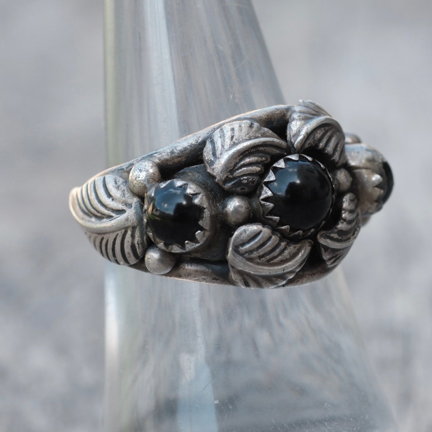 Vintage Sterling Onyx Feather Band Ring 7.5