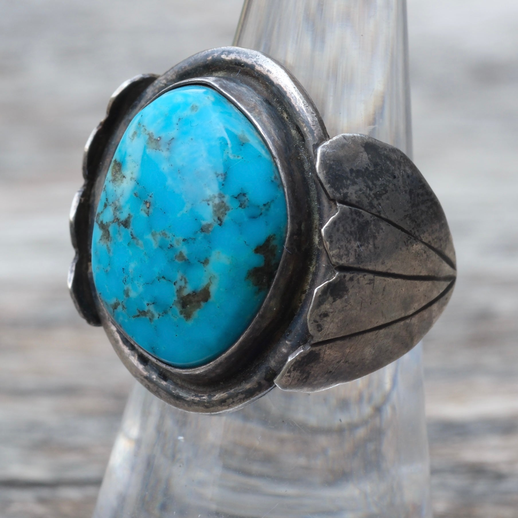 Vintage Sterling Turquoise Ribbed Band Ring 6.25