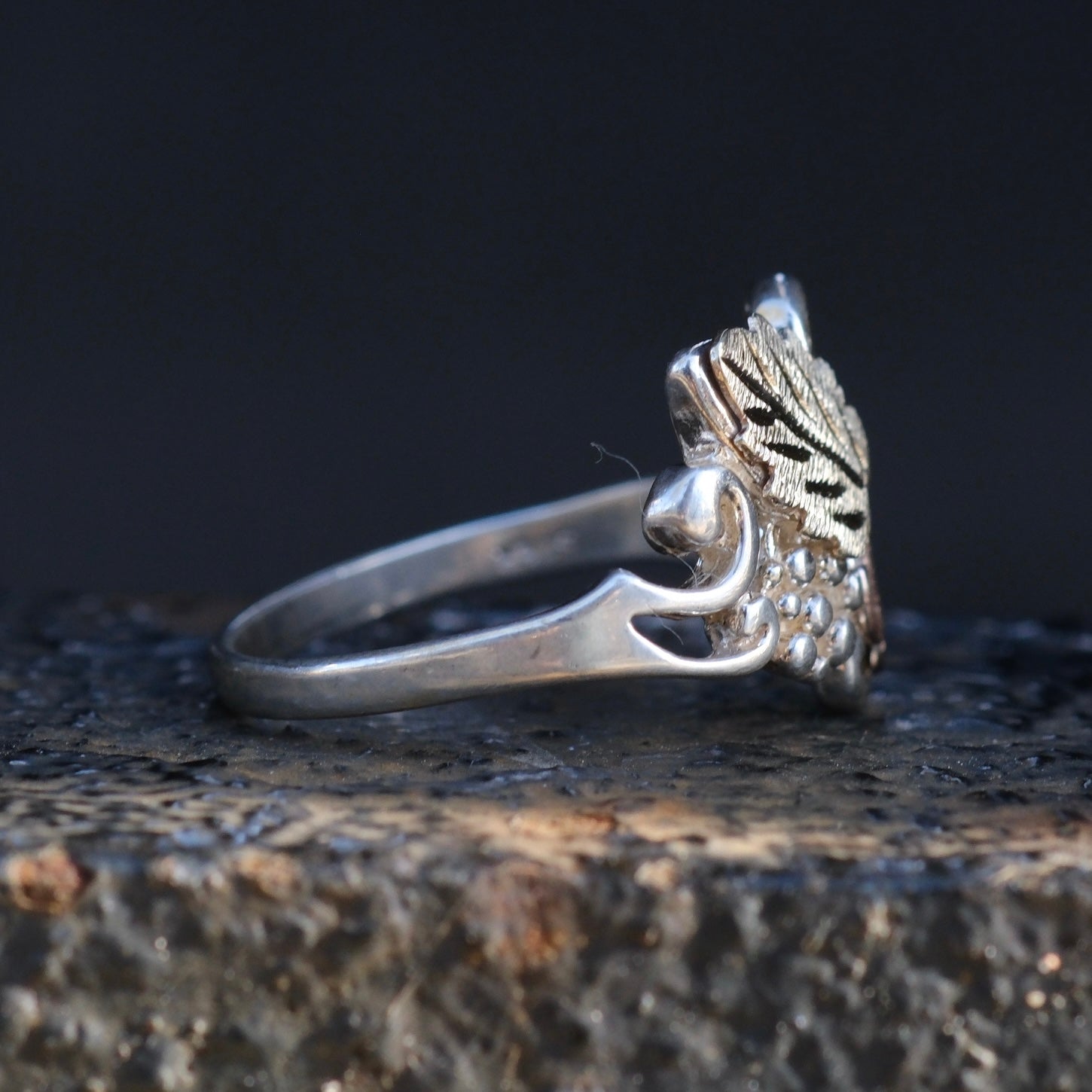 Vintage Sterling and Gold Leaf Ring 7.25