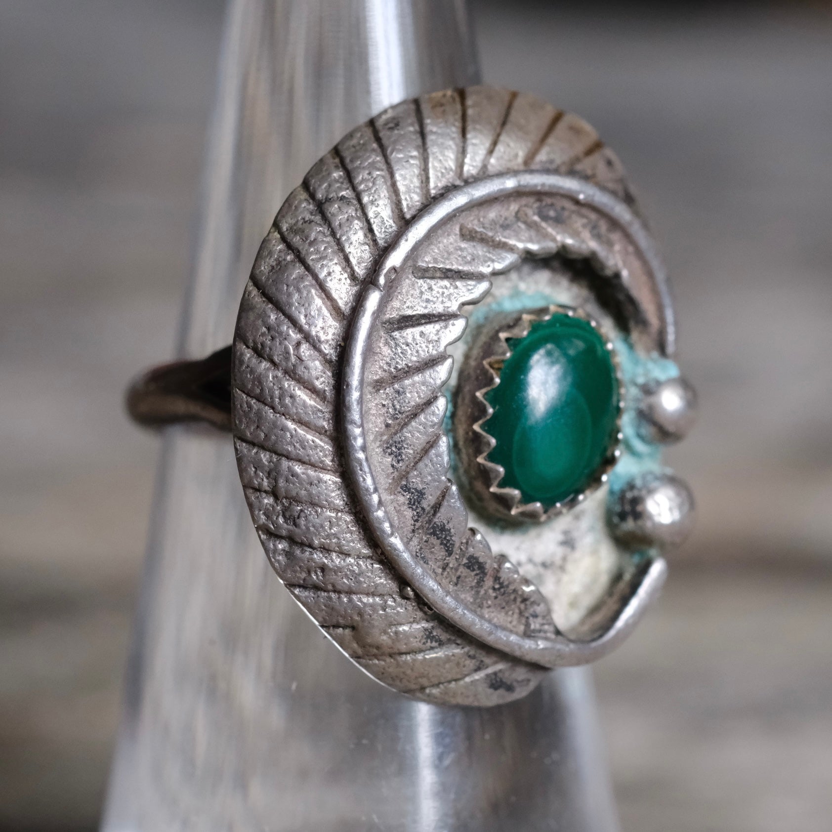Vintage Sterling Malachite Feather Ring 5.25