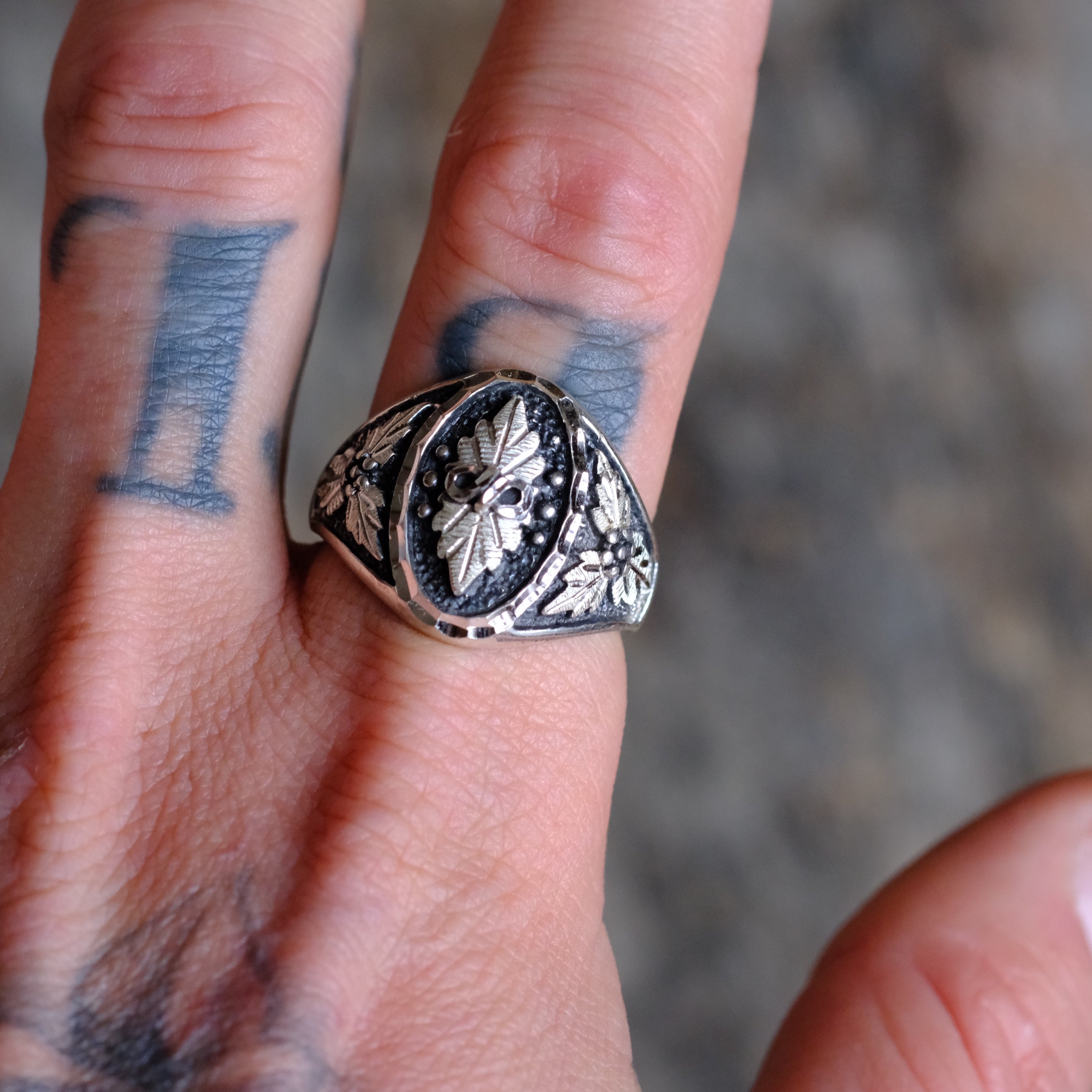 Vintage Sterling Leaf Signet Ring 11.5