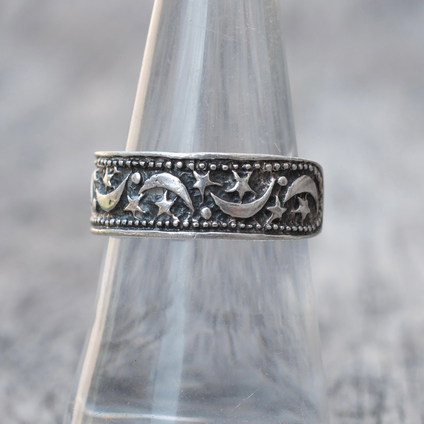 Vintage Sterling Silver Moon and Star Band Ring 7.25