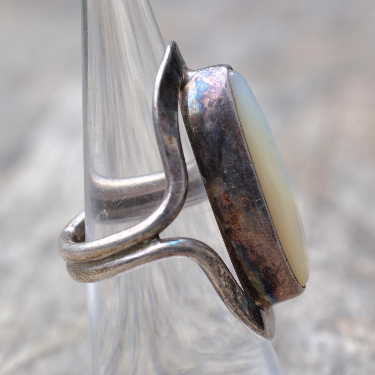 Vintage Sterling Mother Of Pearl Ring 6.75