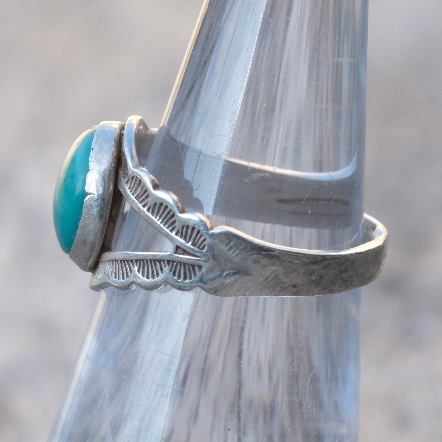 Vintage Sterling Turquoise Stamped Band Ring 4.5