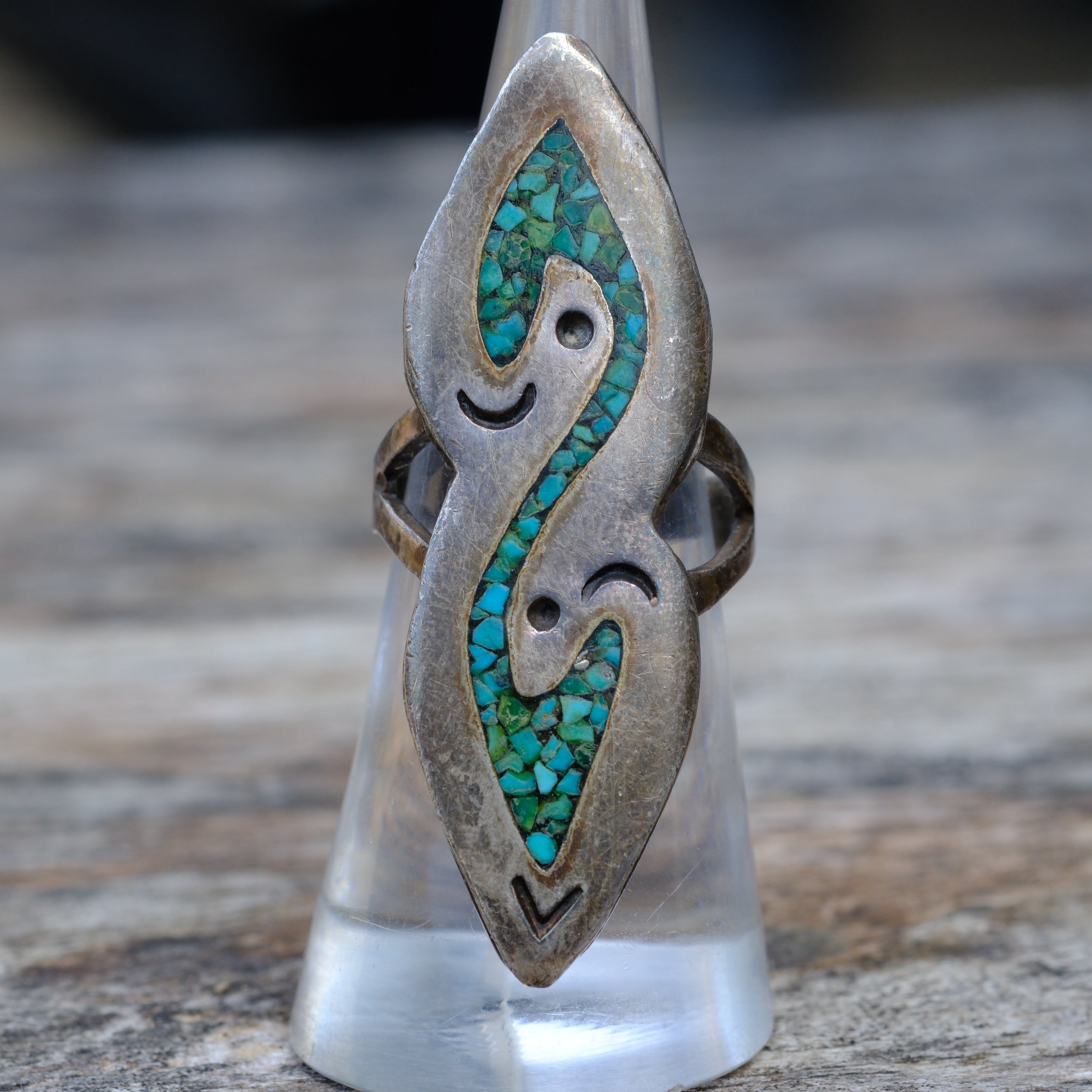 Vintage Sterling Crushed Turquoise Inlay Ring 6.5
