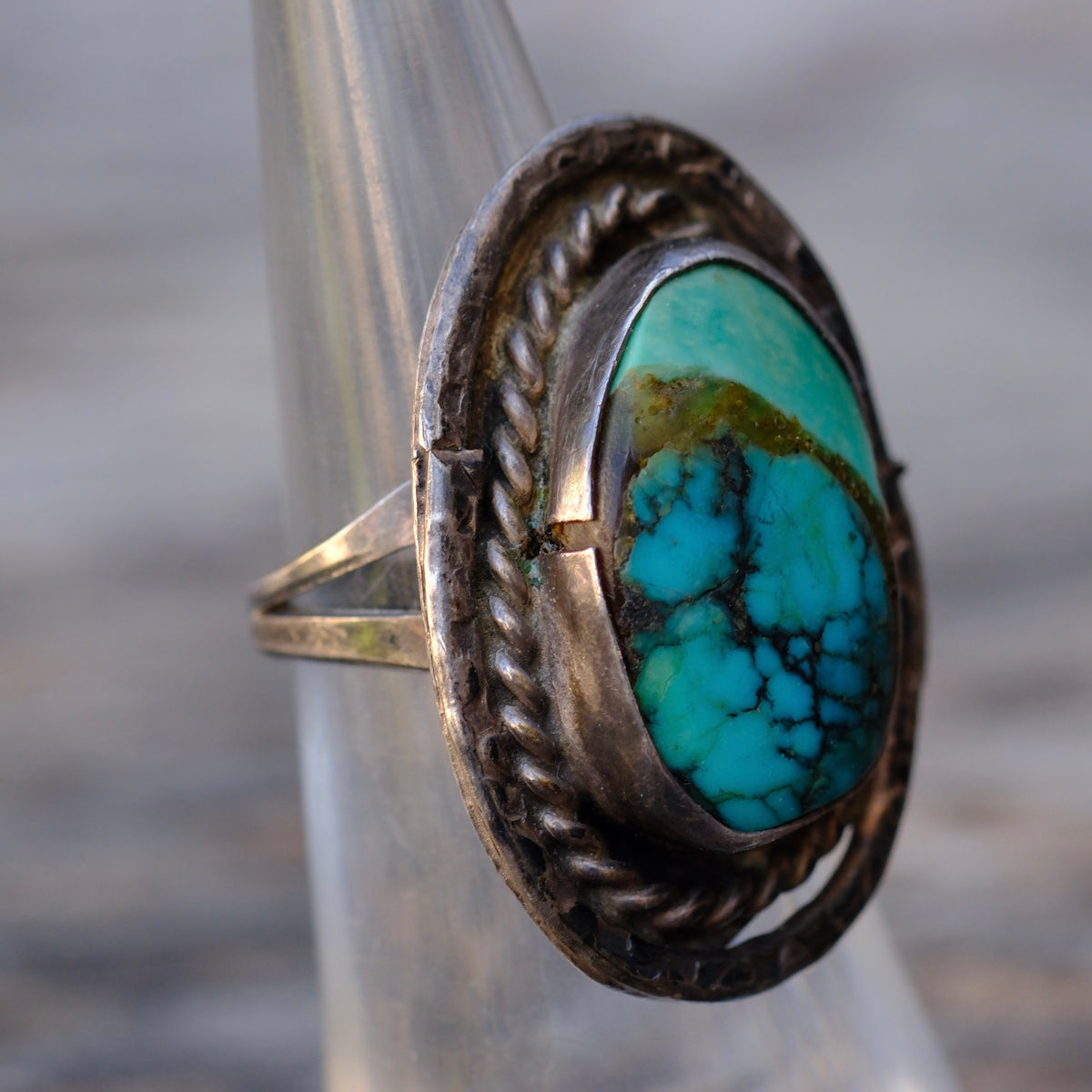 Vintage Sterling Turquoise Roper Ring 5.25