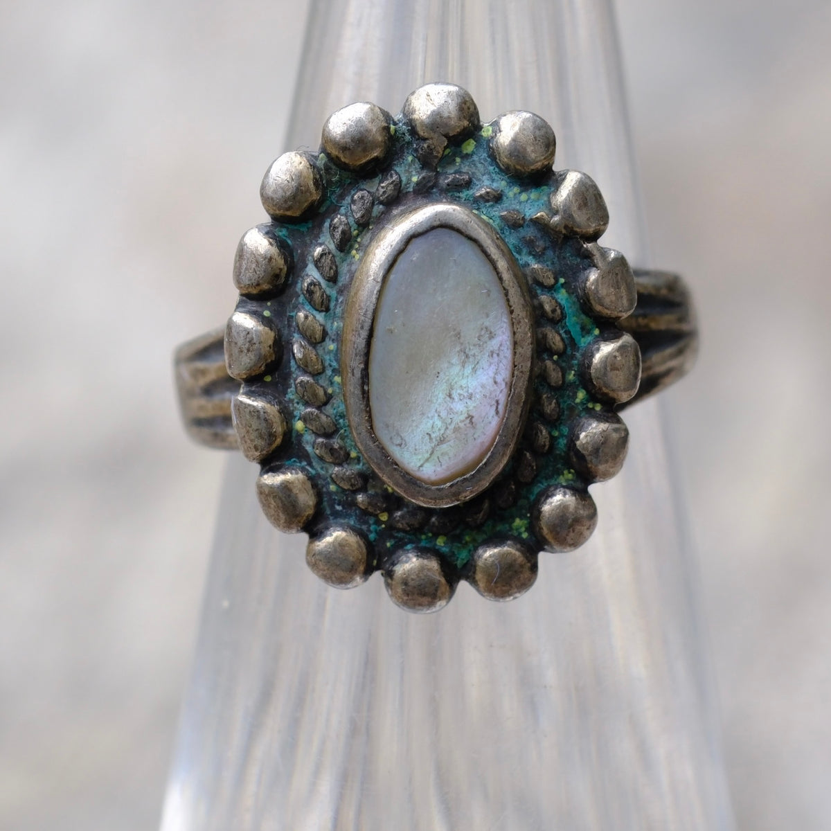 Vintage Sterling Mother Of Pearl Feather Ring 3.25