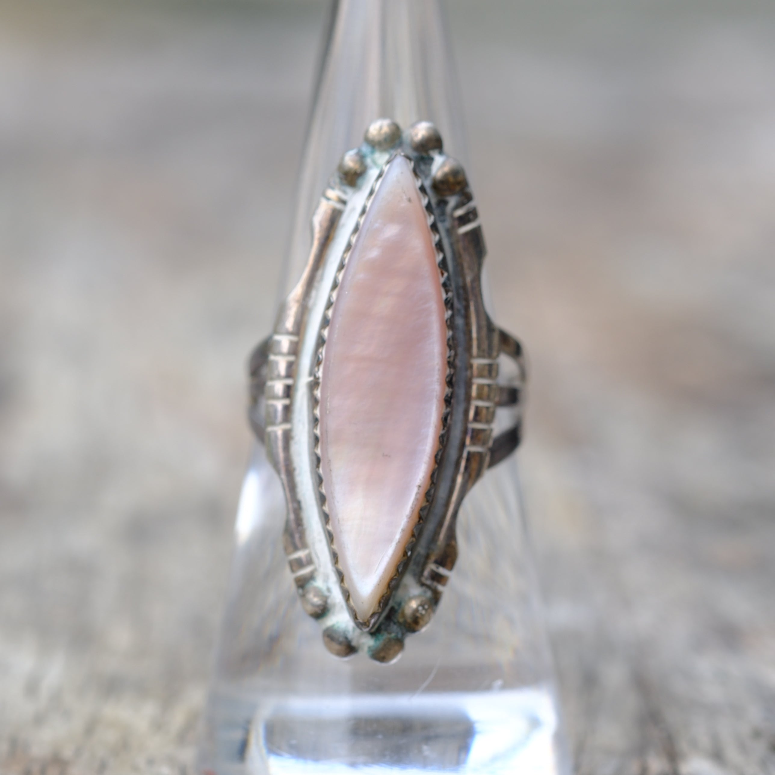 Vintage Sterling Mother Of Pearl Ring 7.5
