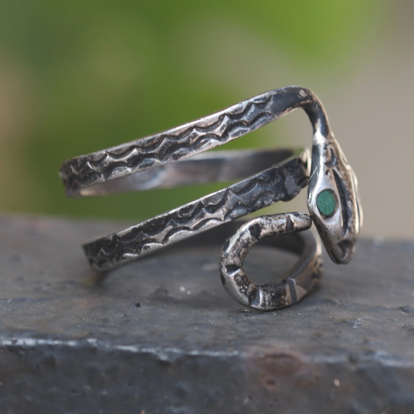 Vintage Sterling Malachite Snake Ring 5.75
