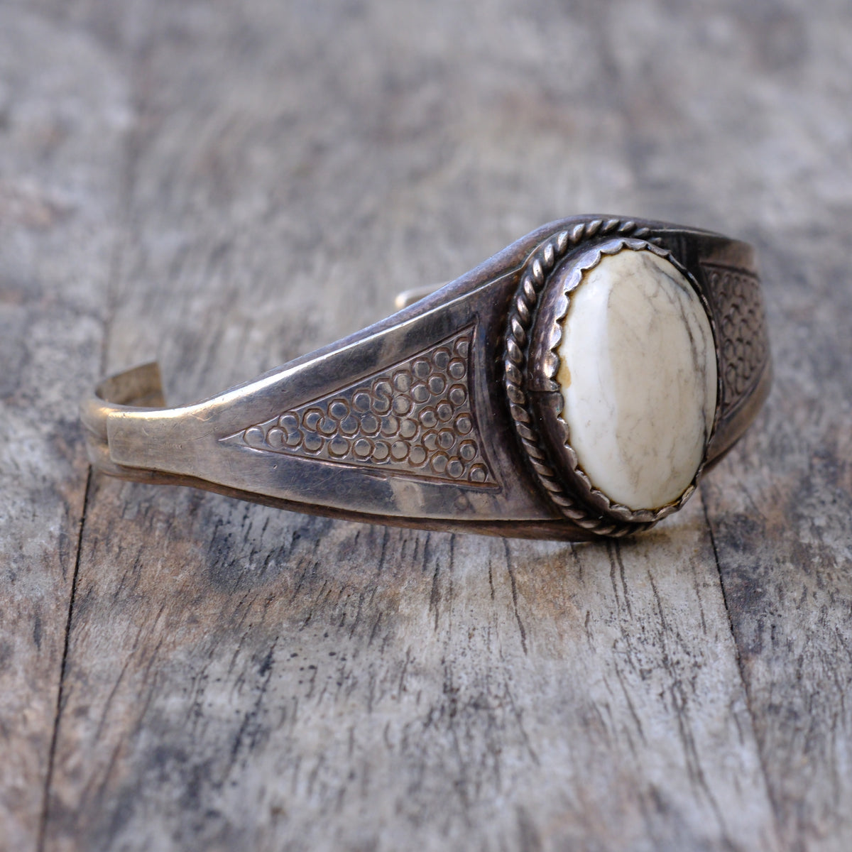 Vintage Sterling White Buffalo Cuff Bracelet