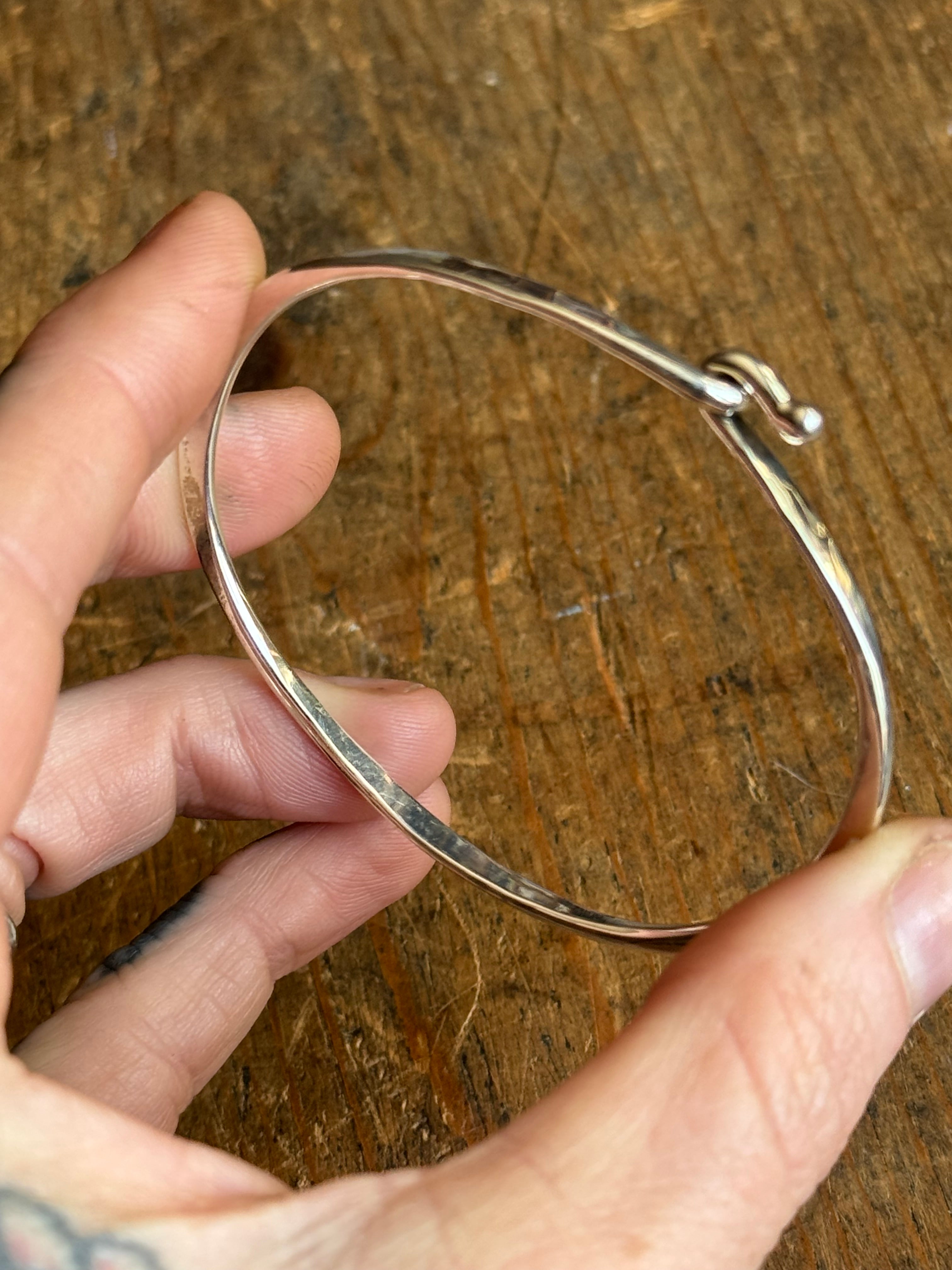 Vintage Sterling Silver Hook Clasp Bracelet