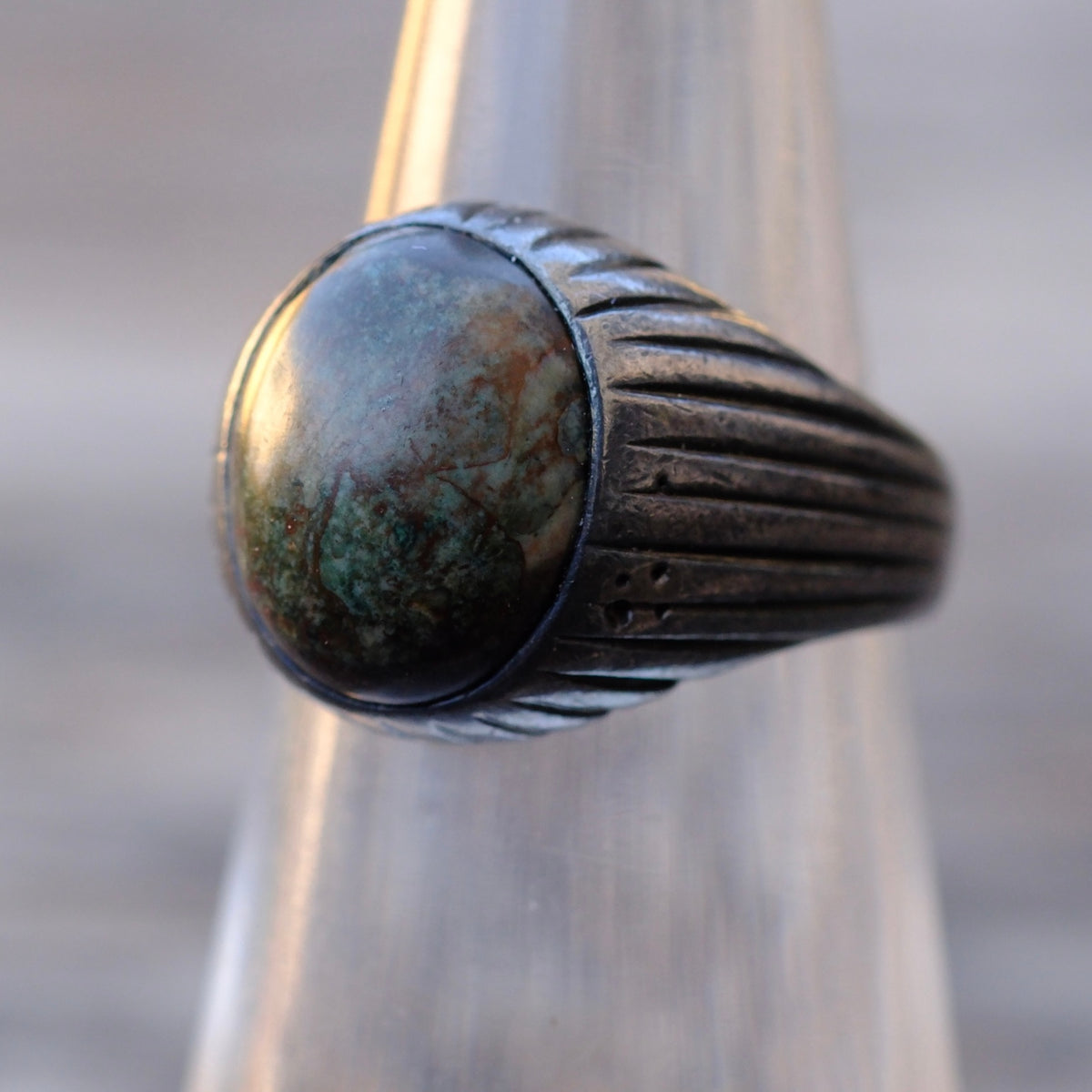 Vintage Sterling Agate Ribbed Band Ring 4.75