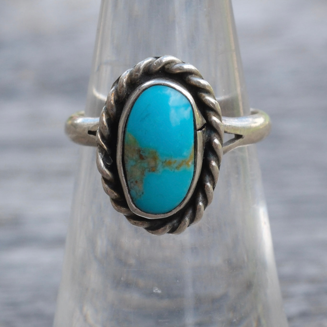 Vintage Sterling Turquoise Roper Ring 5.5