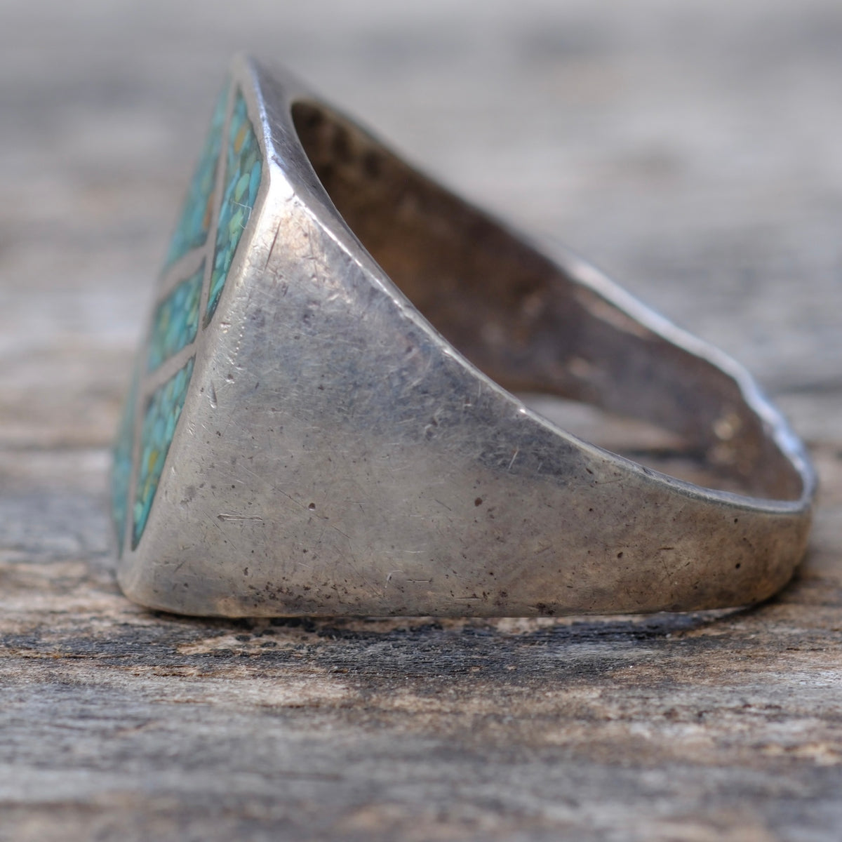 Vintage Sterling Crushed Turquoise Inlay Ring 9.75