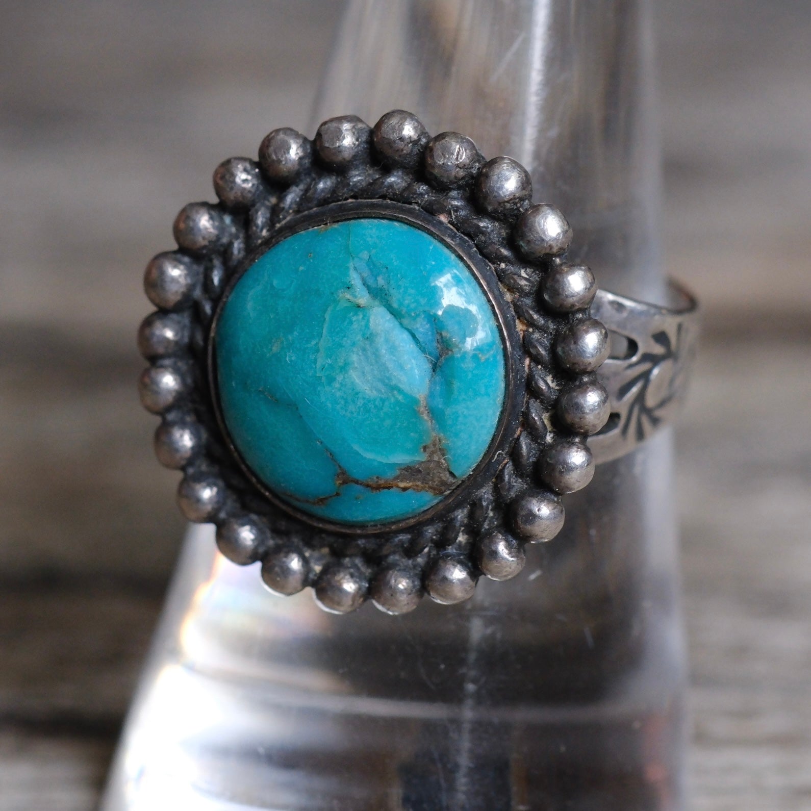 Vintage Sterling Turquoise Stamped Band Ring 8