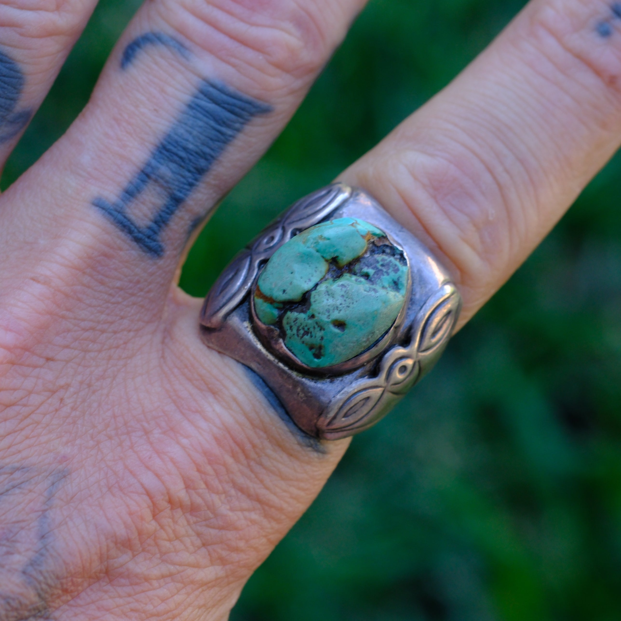Vintage Sterling Turquoise Stamped Band Ring 9
