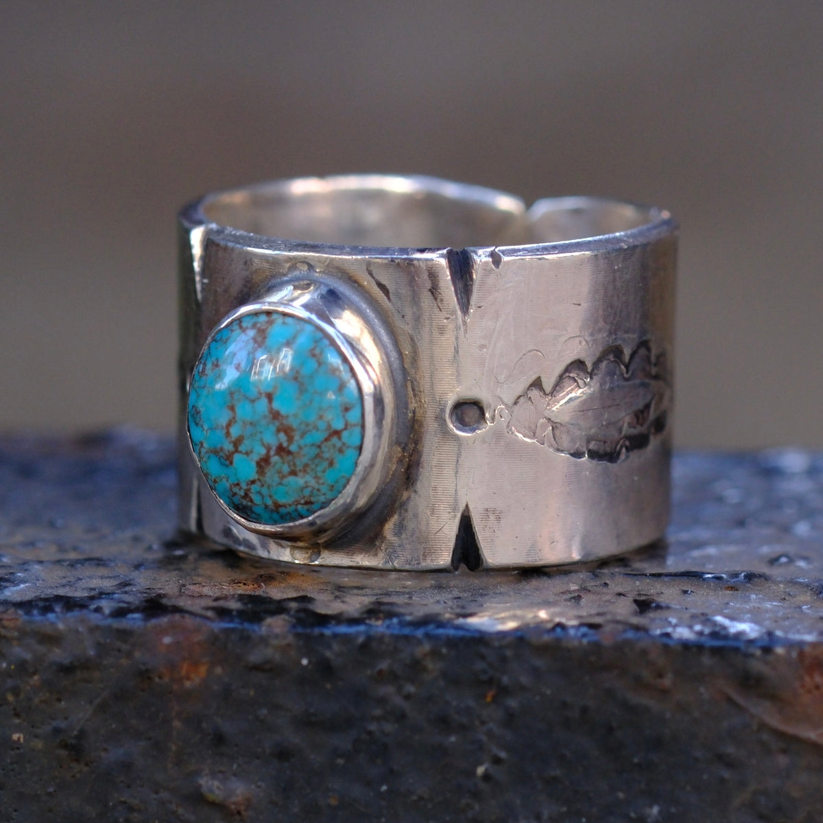 Sterling Silver Bisbee Turquoise Stamped Cigar Band Ring 9.25