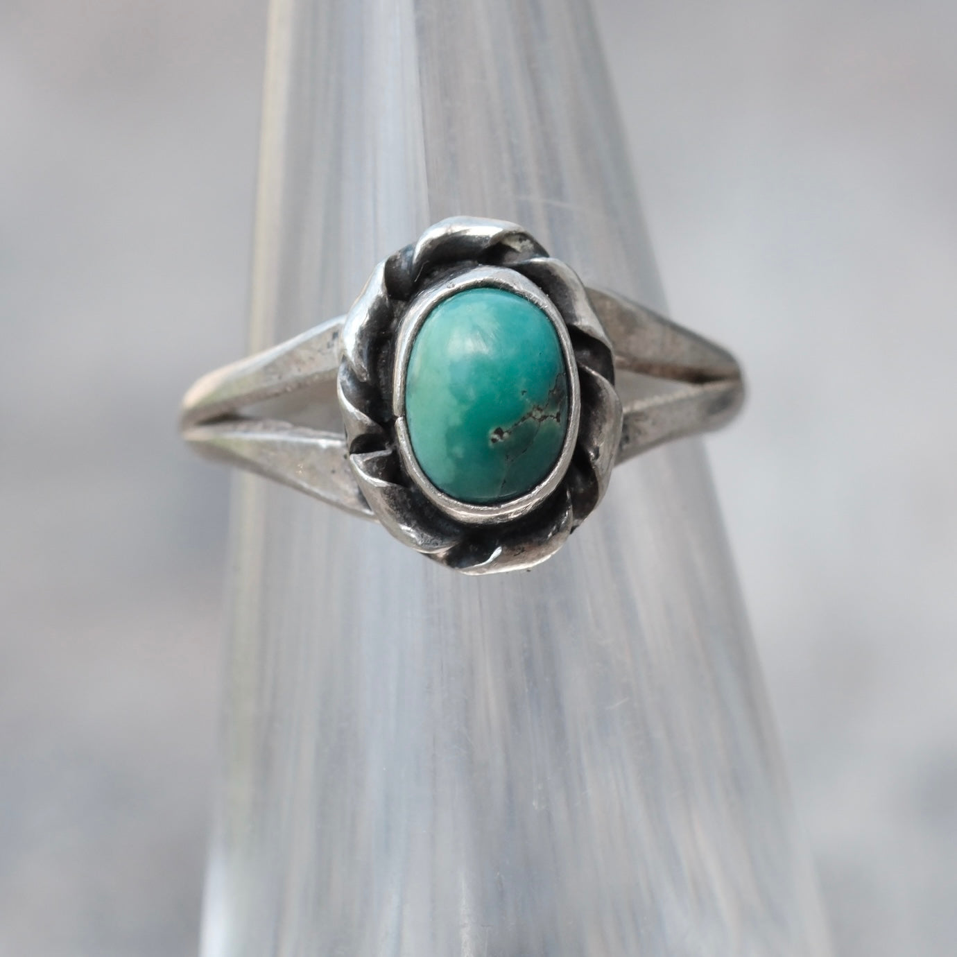 Vintage Sterling Turquoise Roper Ring 3.5