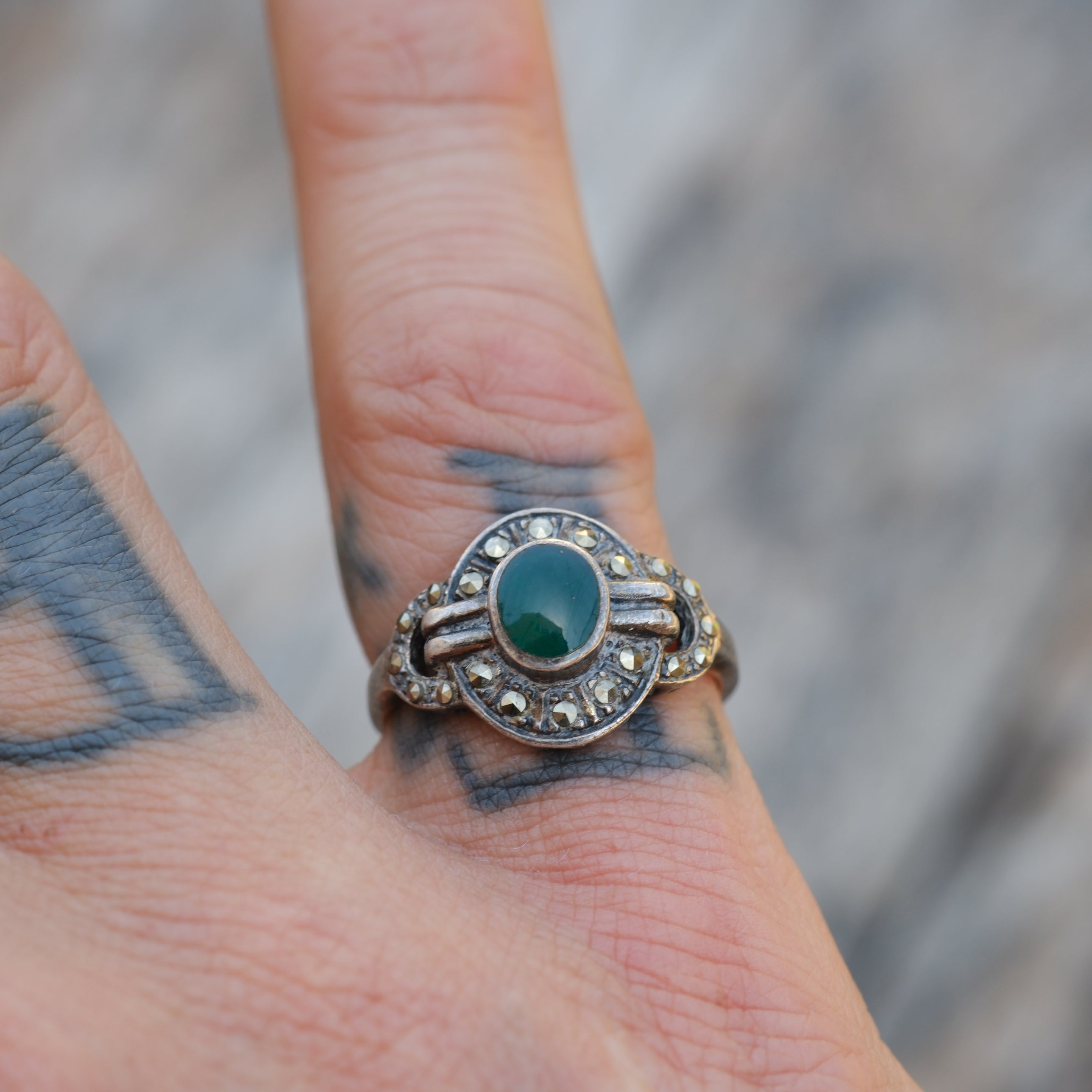 Vintage Sterling Green Carnelian and Marcasite Ring 6.75