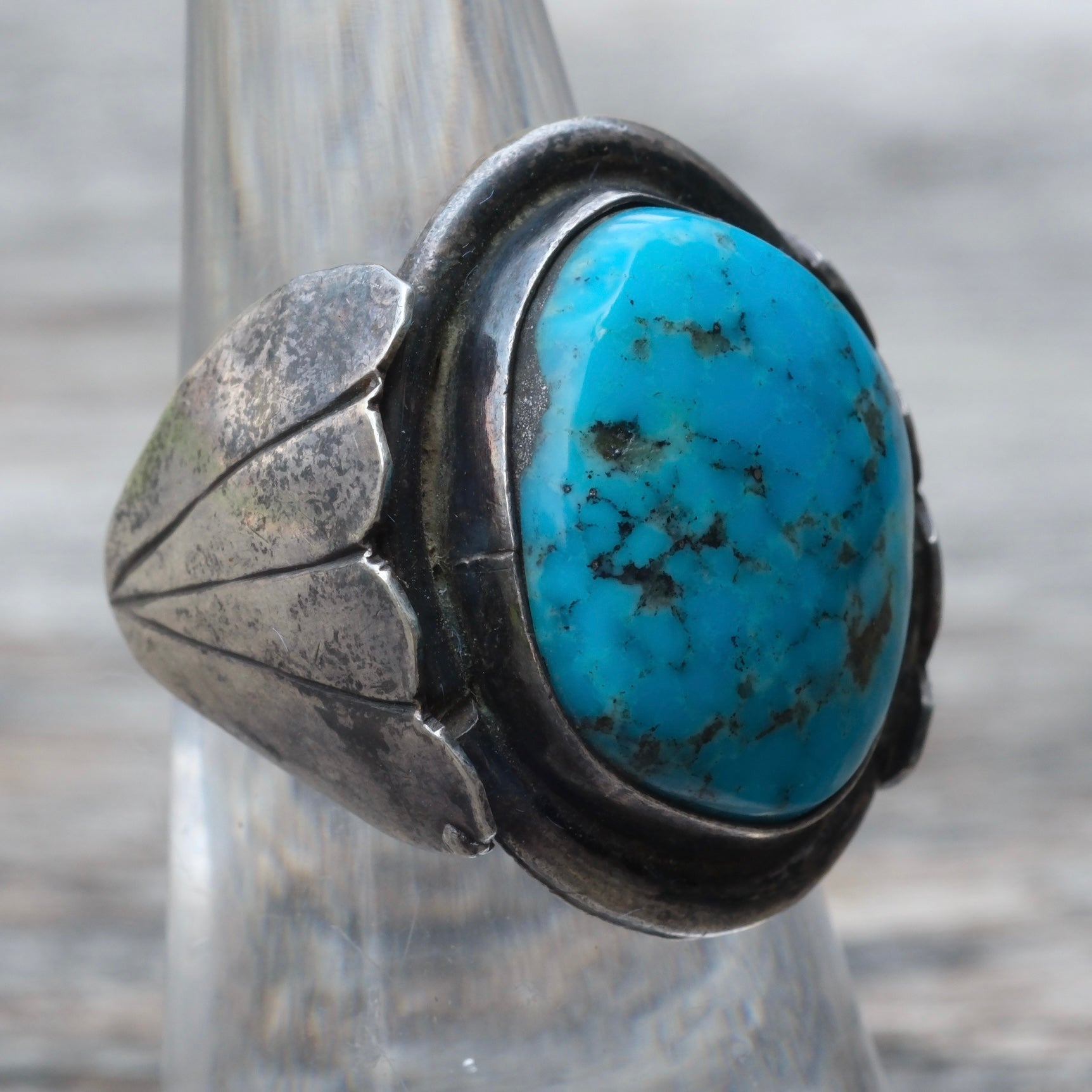 Vintage Sterling Turquoise Ribbed Band Ring 6.25