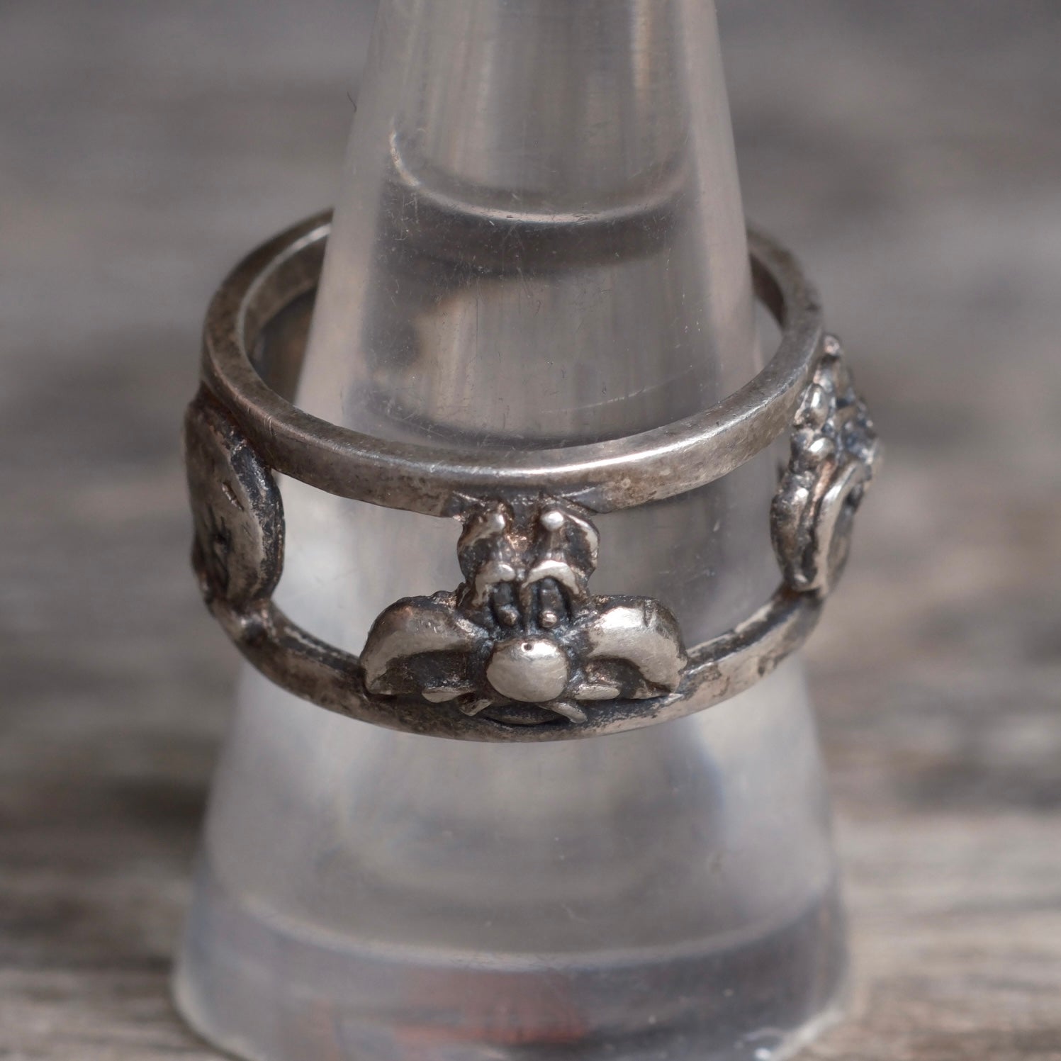 Vintage Sterling Silver Looney Tunes Ring 9
