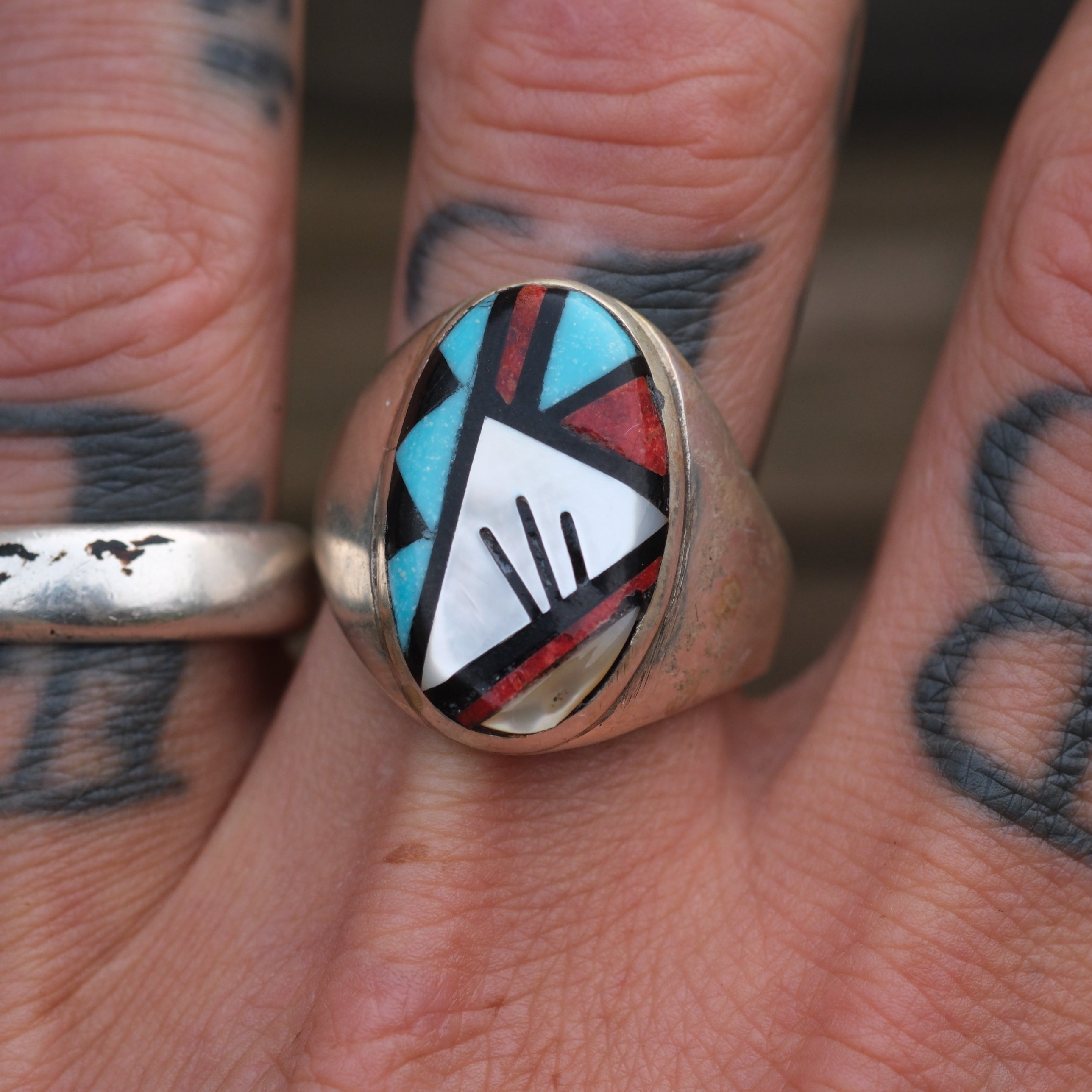 Vintage Sterling Zuni Inlay Ring 11.25