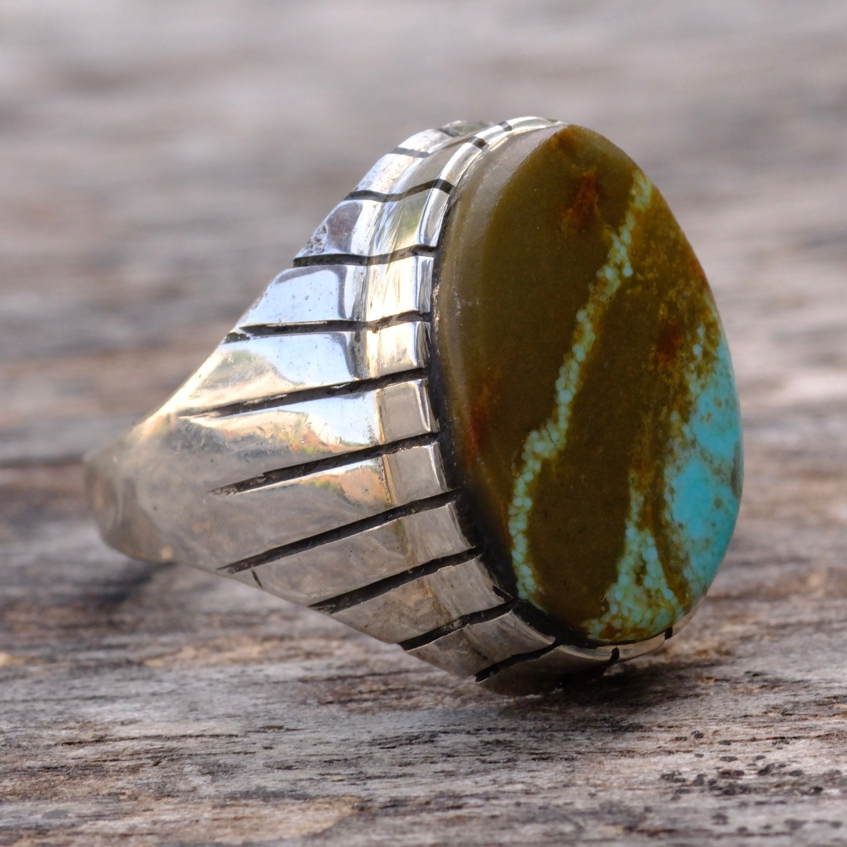 Vintage Sterling Turquoise Ribbed Band Ring 8.75