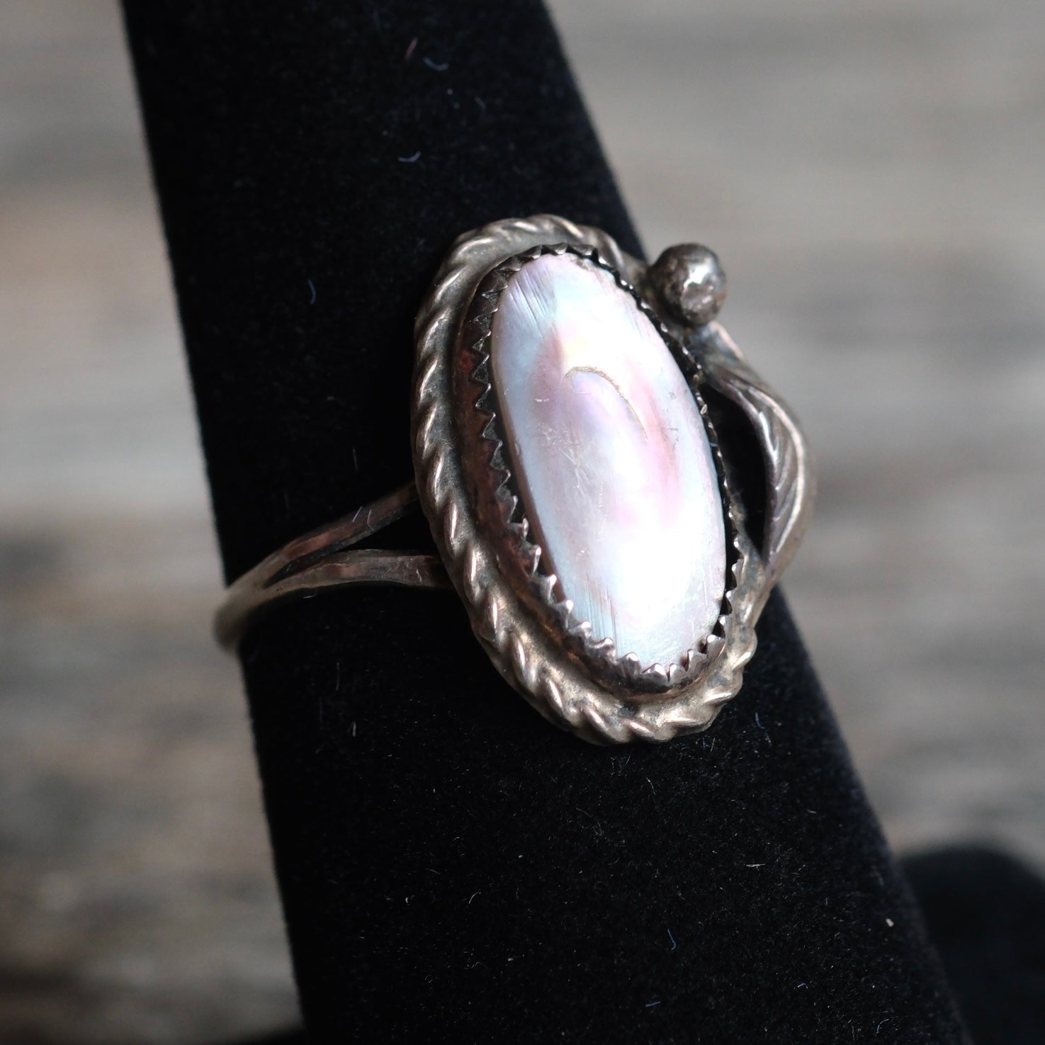 Vintage Sterling Mother Of Pearl Feather Ring 7.25