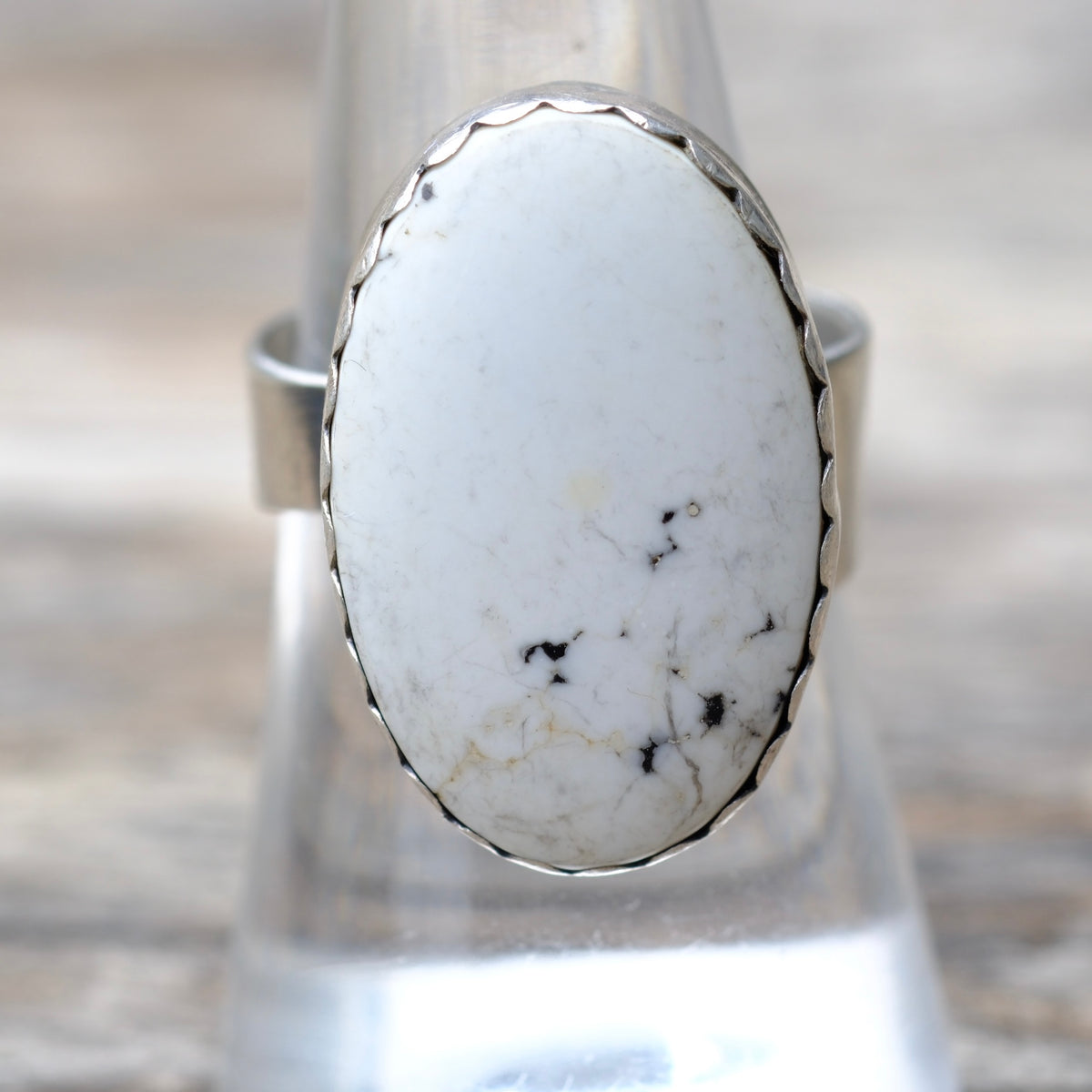 Vintage Sterling White Buffalo Ring 8.5