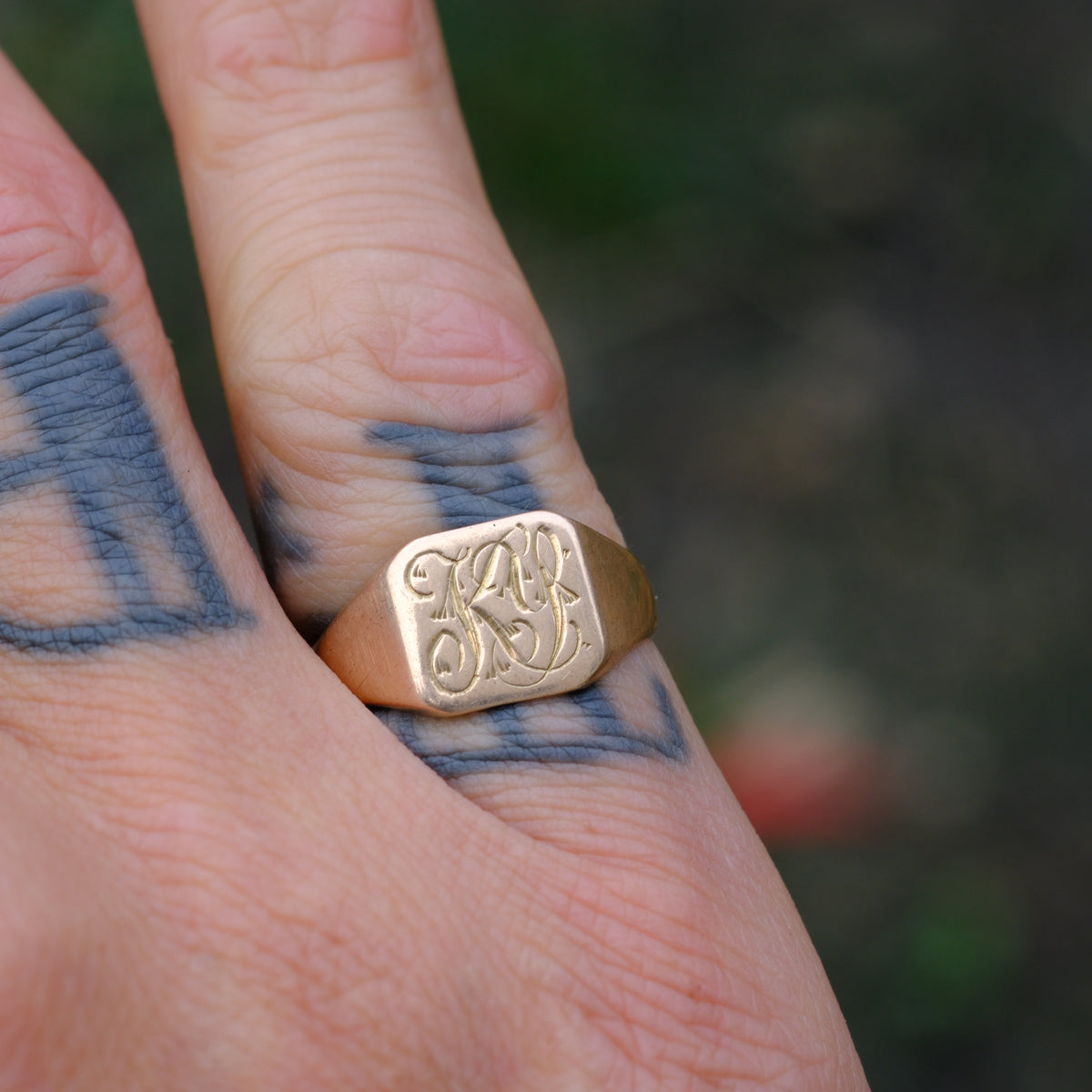 Vintage 10K Solid Gold KY Signet Ring 5.75
