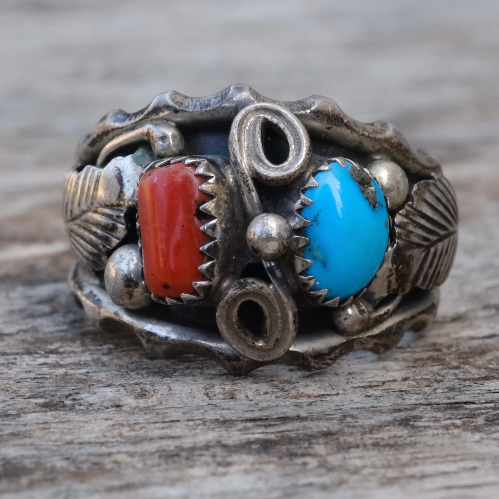 Vintage Sterling Turquoise and Coral Feather Band Ring 10.5