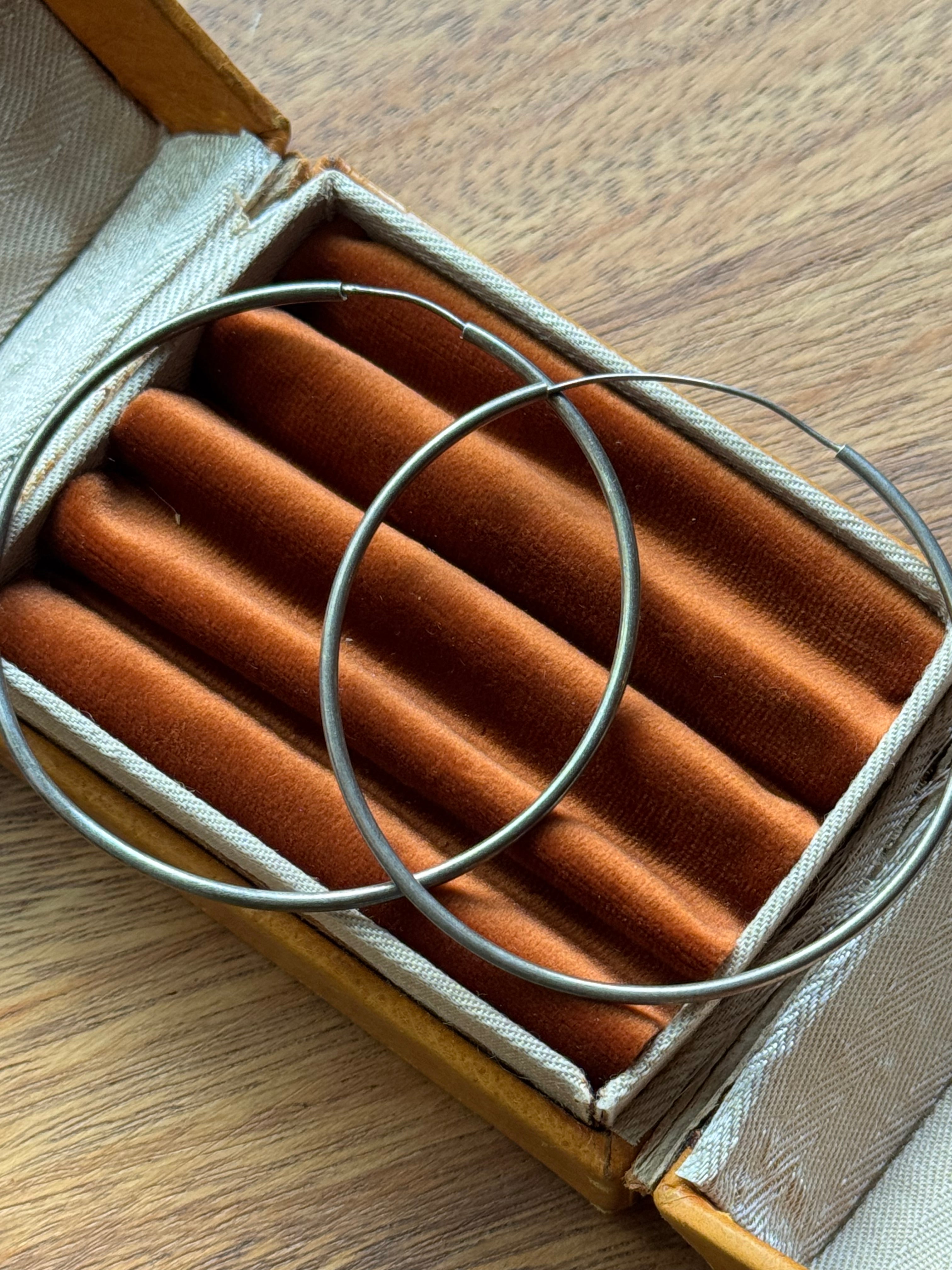 Vintage Sterling Silver Hollow Threaded Hoops